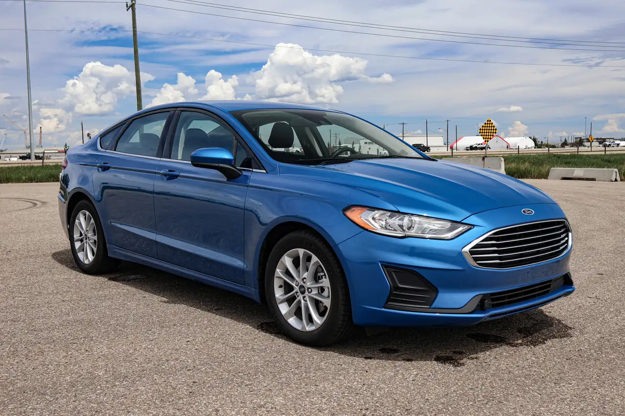 Ford Fusion снимка Ford Fusion