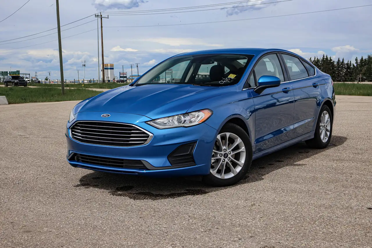 Ford Fusion снимка Ford Fusion