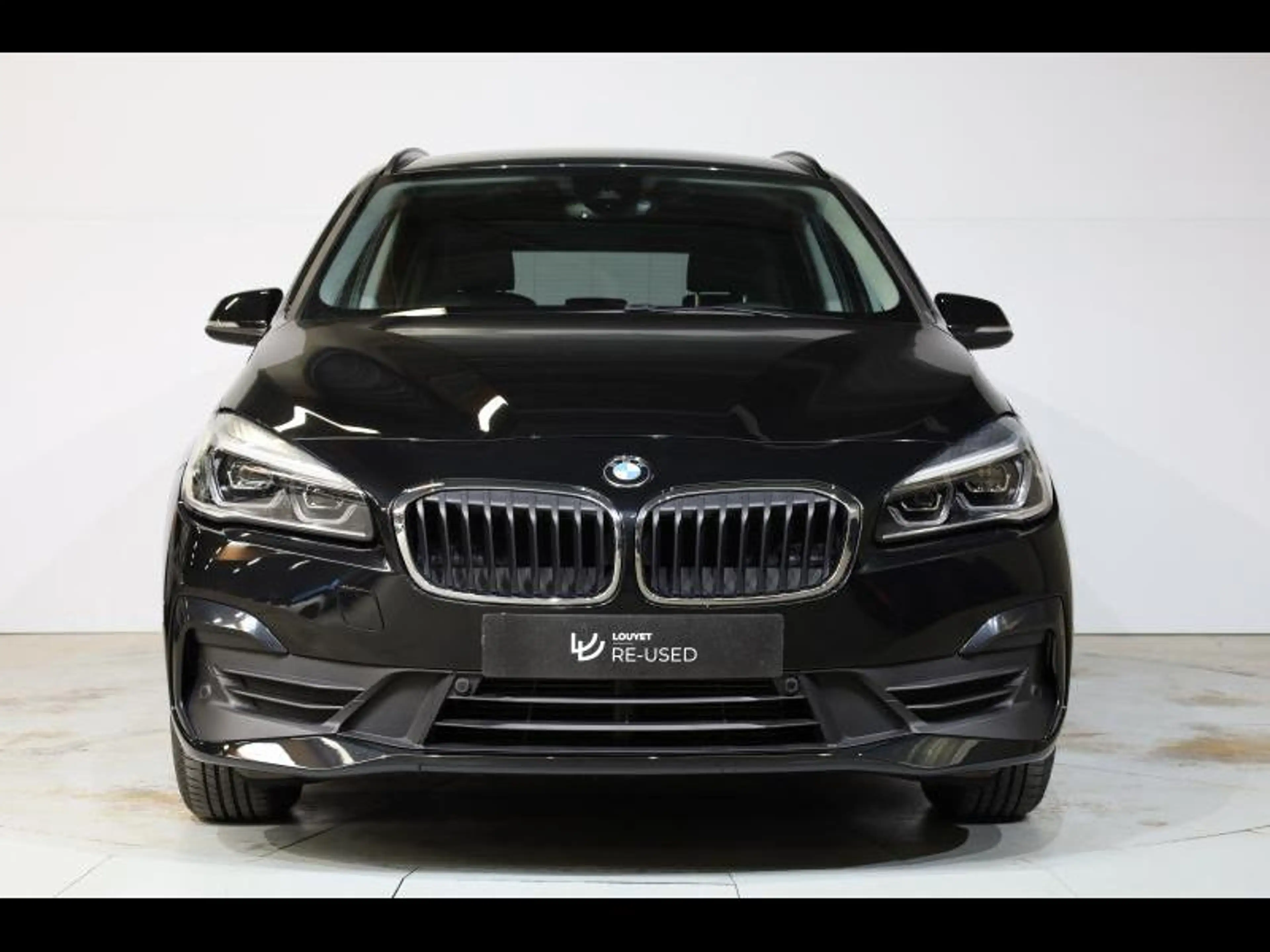 BMW 216 d Gran Tourer — photo 2