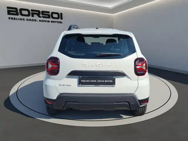 Dacia Duster view 4