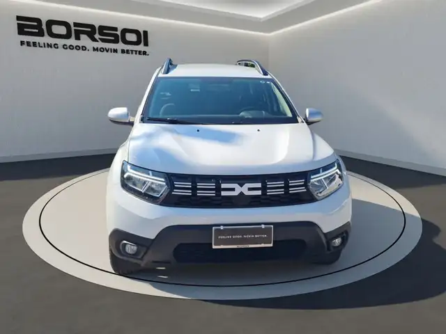 Dacia Duster view 8