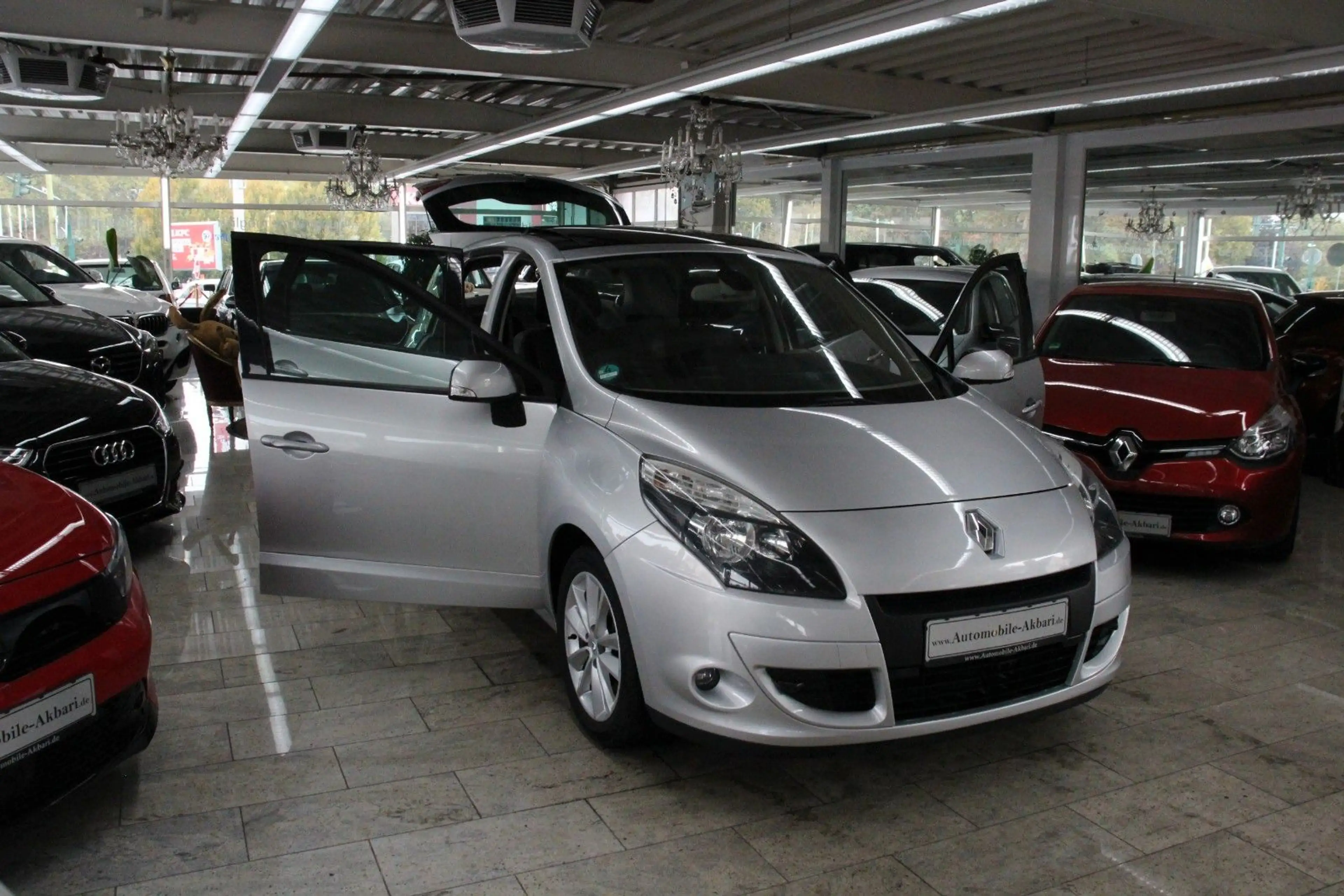 Renault Scenic III Luxe *Leder/Panorama/Temp.* — photo 9