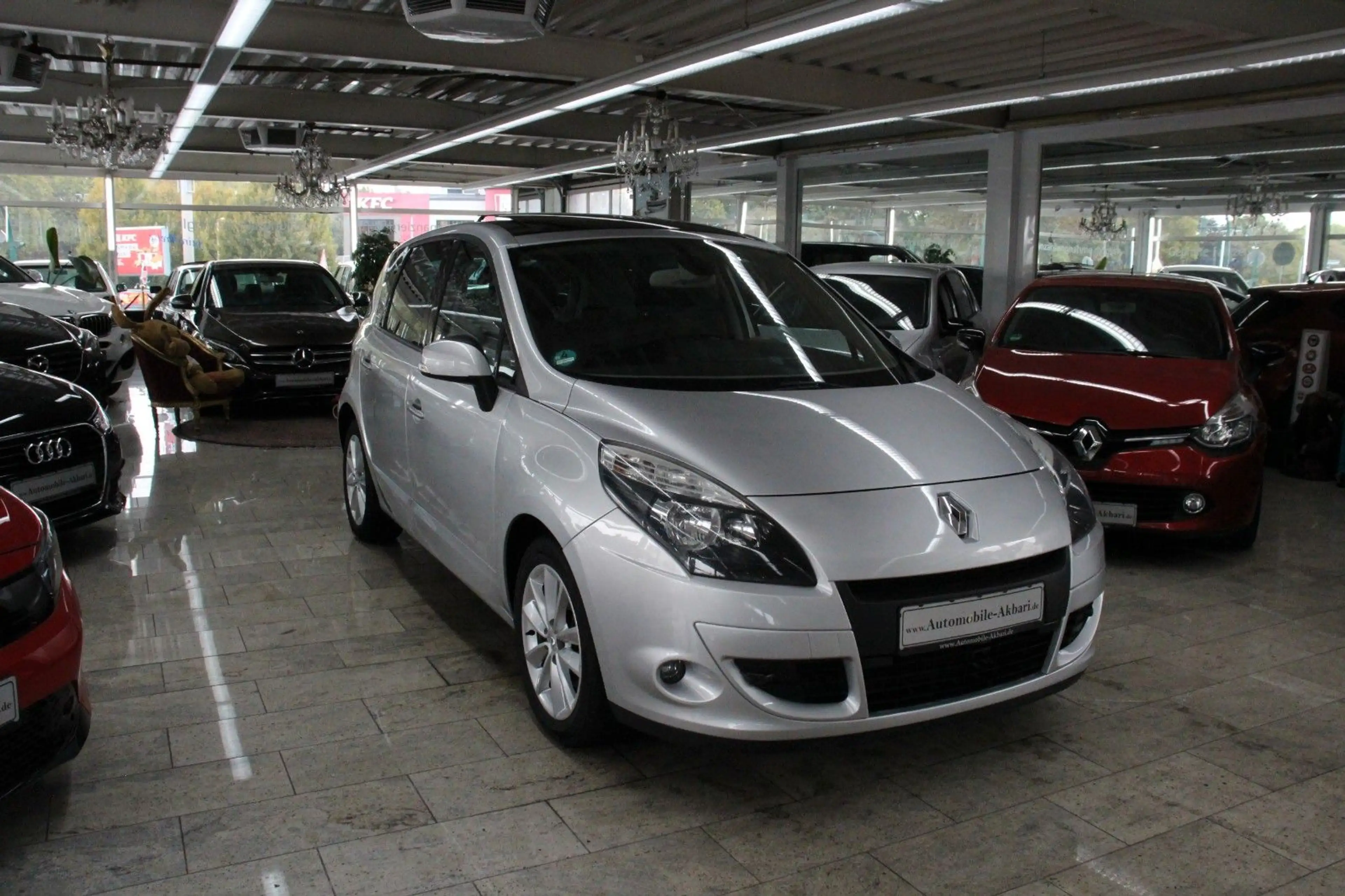 Renault Scenic III Luxe *Leder/Panorama/Temp.* — photo 2