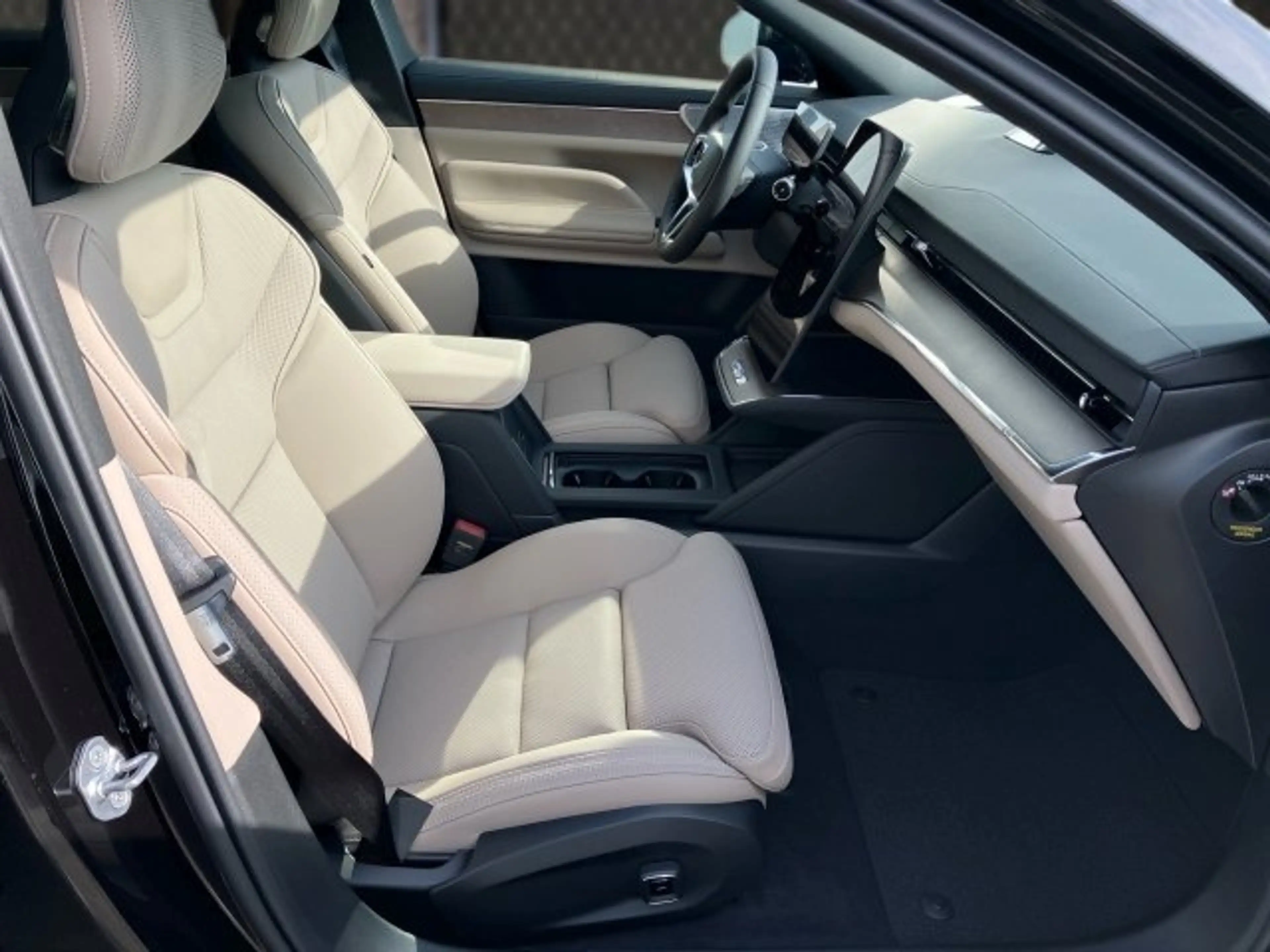 Volvo ES90 Ultra, Single Motor Extended Range, Vollelektrisch — photo 6