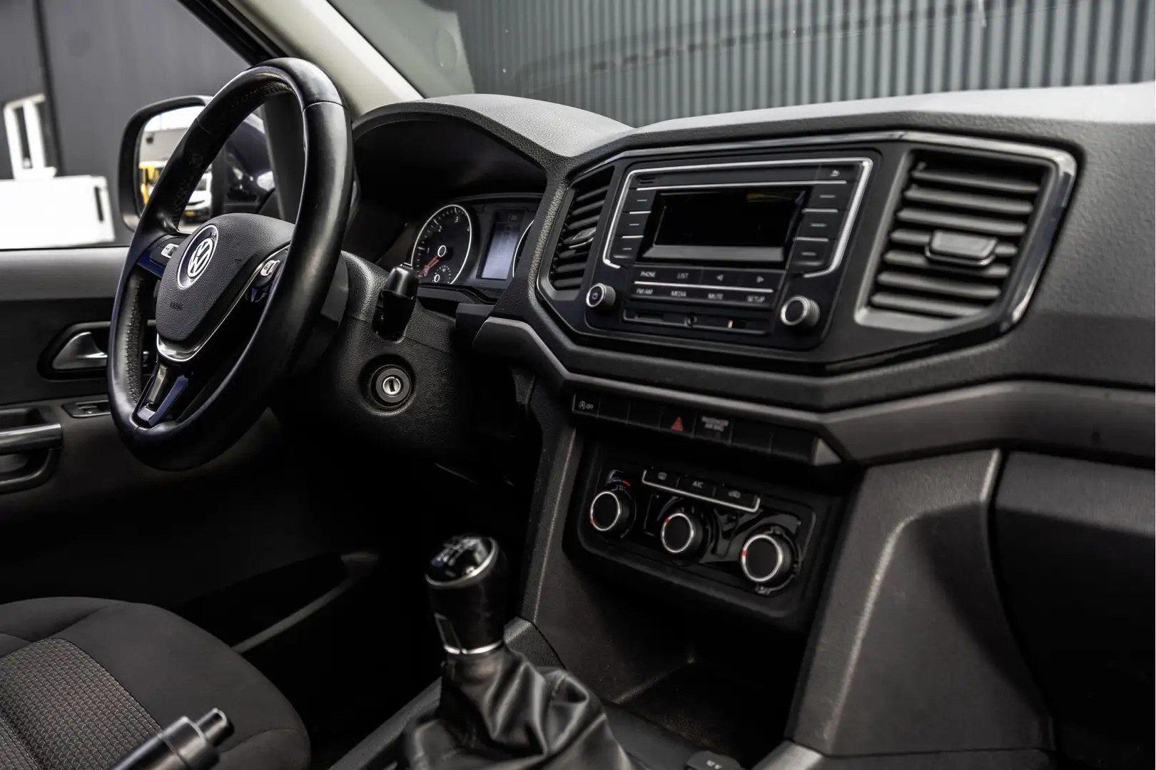 Volkswagen Amarok 3.0TDI V6 | X-lang | 5-Persoons | 3T Trekgewicht | Blau - 2