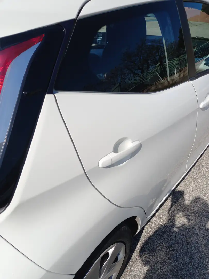Toyota Aygo Aygo II 2014 5p 1.0 x-cite m-mt Bianco - 2