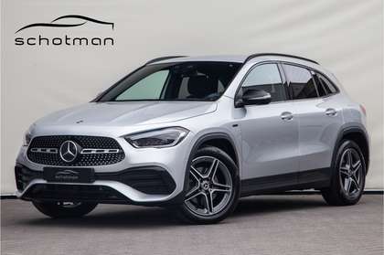 Mercedes-Benz GLA 250 e AMG Premium, Nightpack, Distronic, Head-up, Sfee