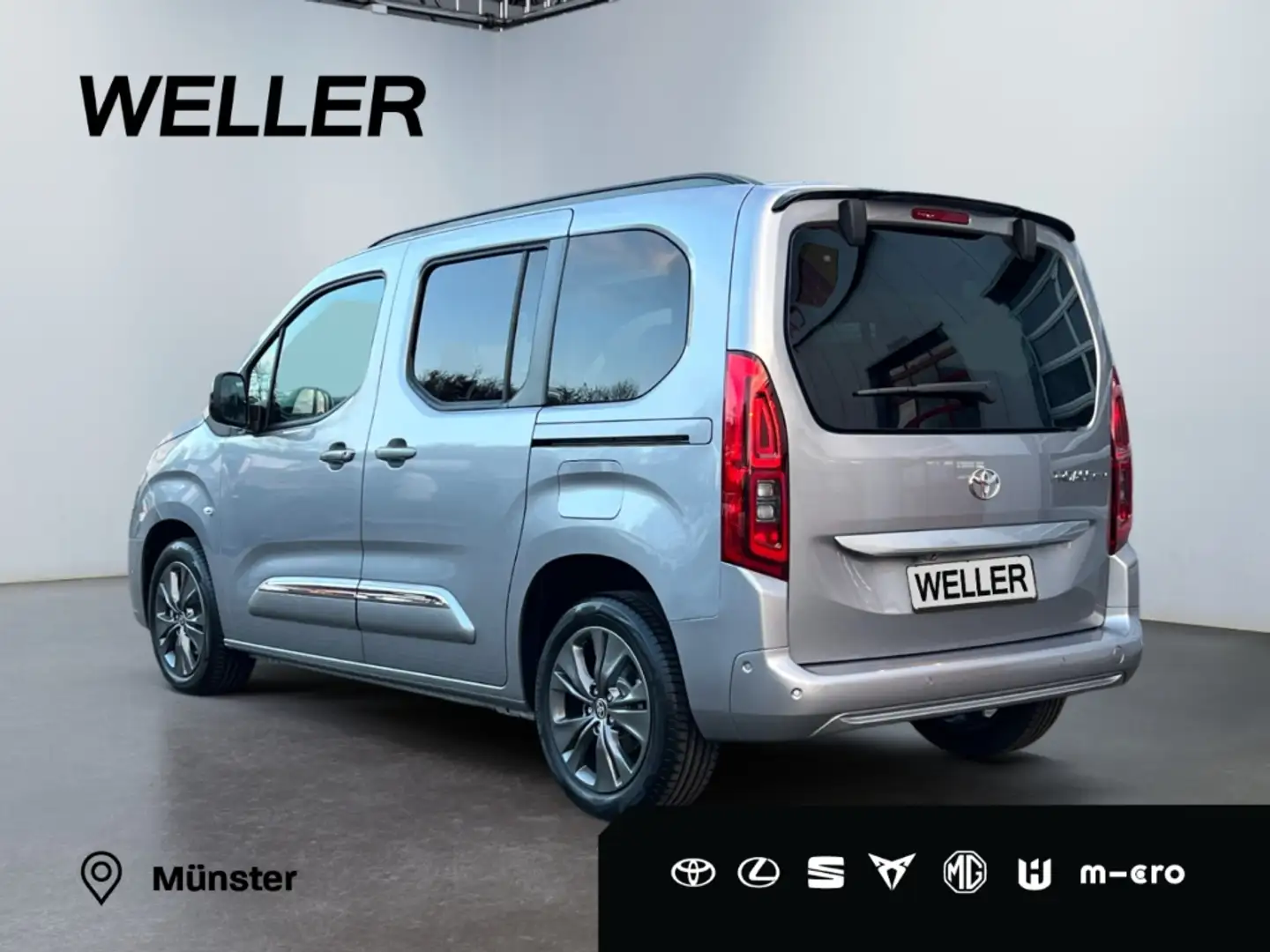Toyota Proace City Verso 1.5 D-4D L1 Lounge *LED*CAM*ACC* Zilver - 2
