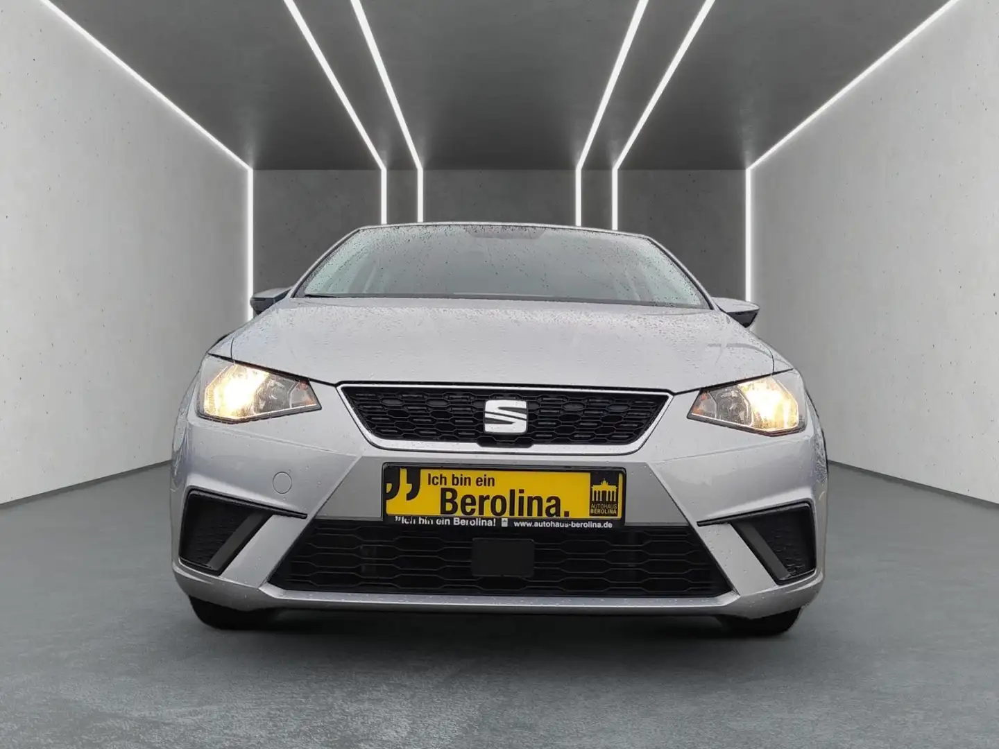 SEAT Ibiza 1.0 Style *BEATS*NAV*PDC*SHZ*KLIMA* Zilver - 2