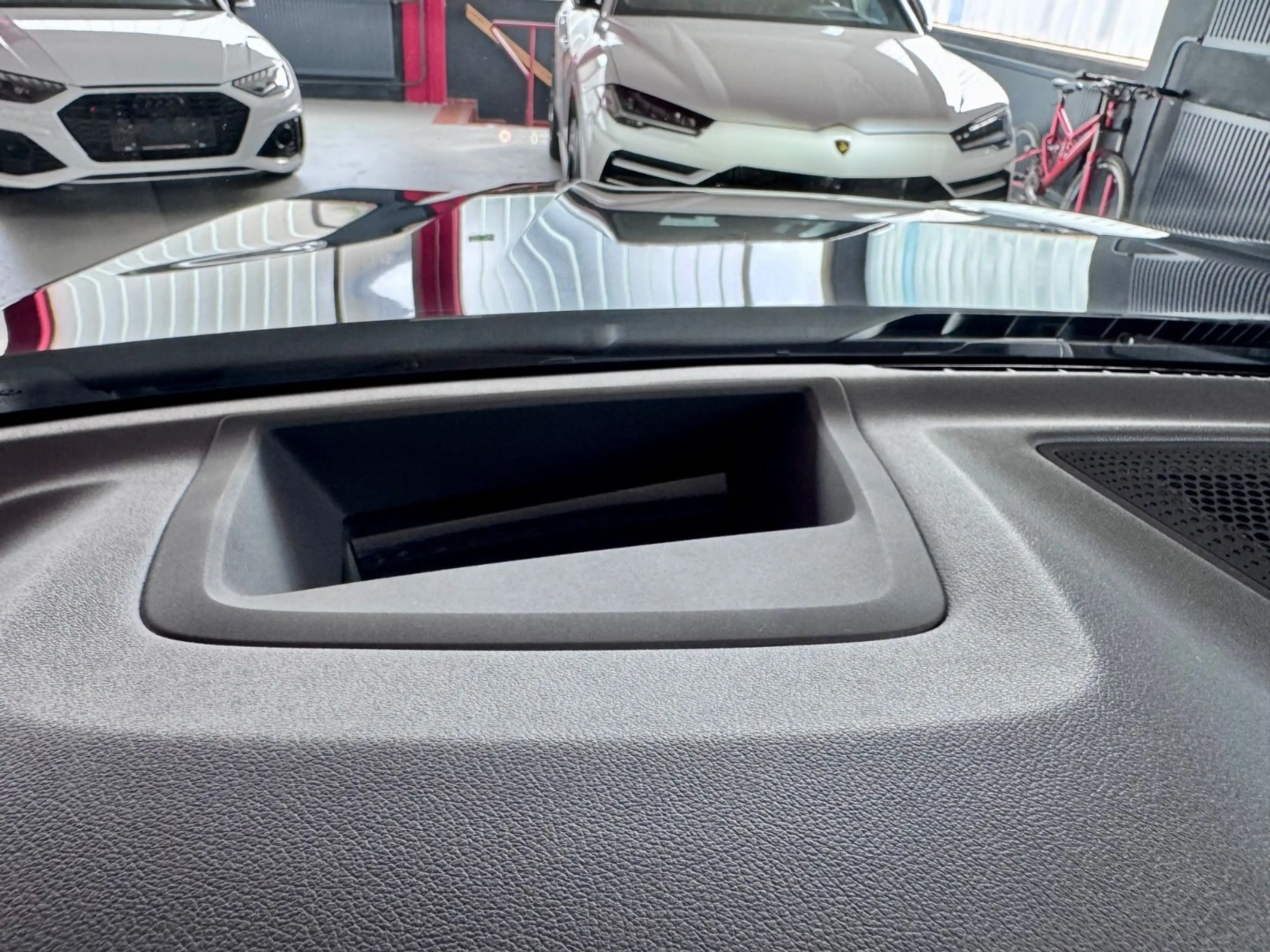 BMW X7 40d M Sport Laser Pano ACC Individual 360°22" — photo 13