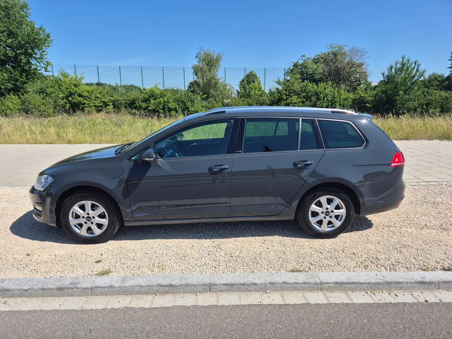 Volkswagen Golf Variant 1.4 TSI Grau - 1