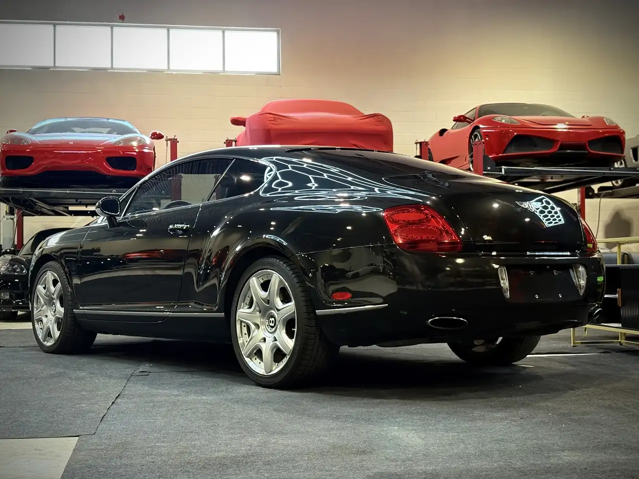 Bentley Continental GT снимка Bentley Continental GT