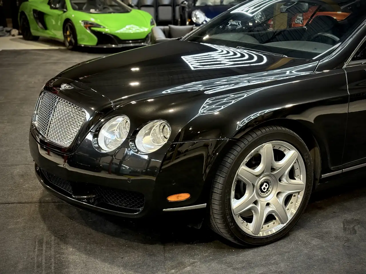 Bentley Continental GT снимка Bentley Continental GT