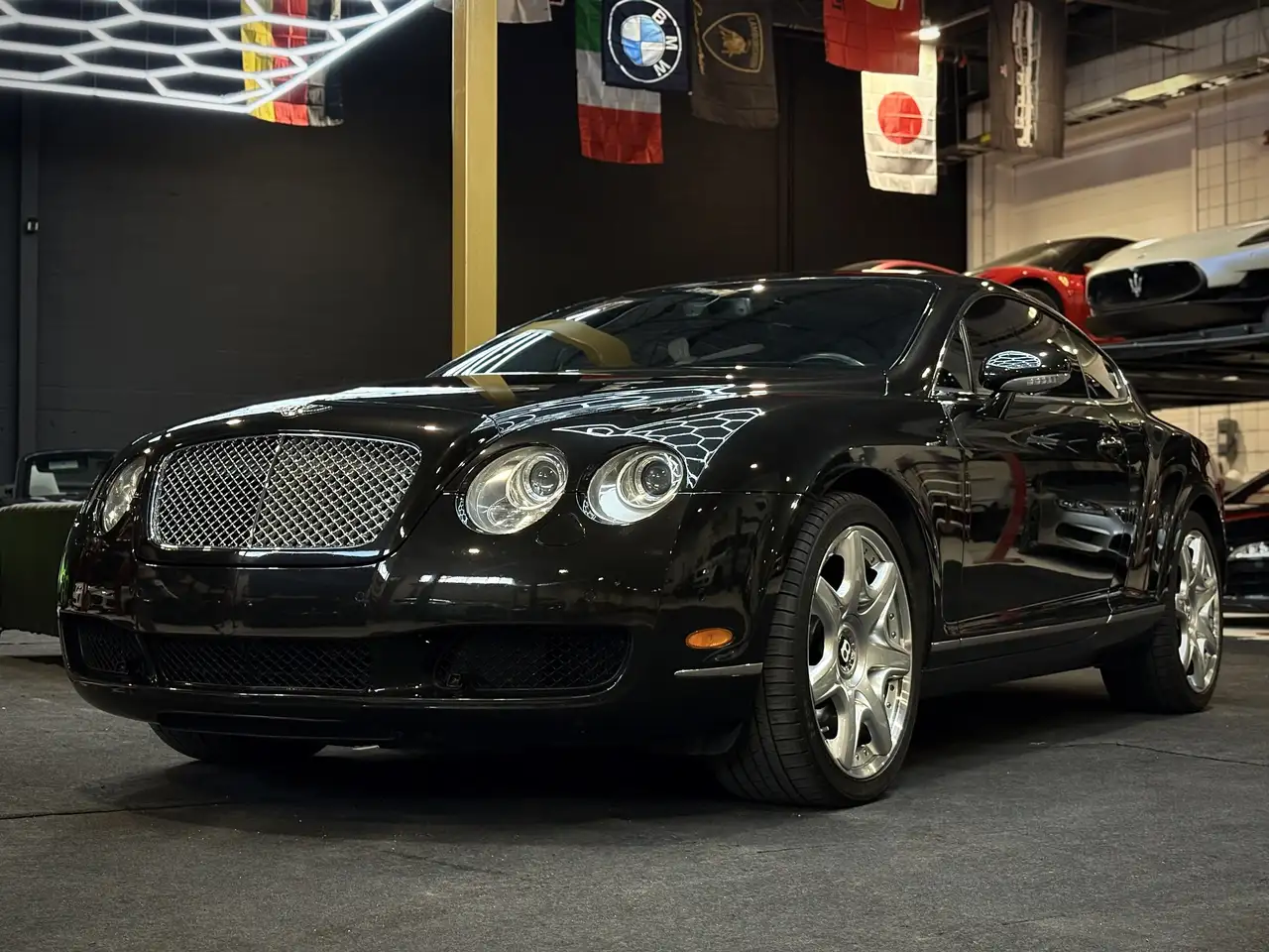 Bentley Continental GT снимка Bentley Continental GT