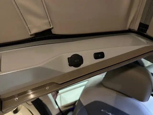 Volkswagen T7 California view 8