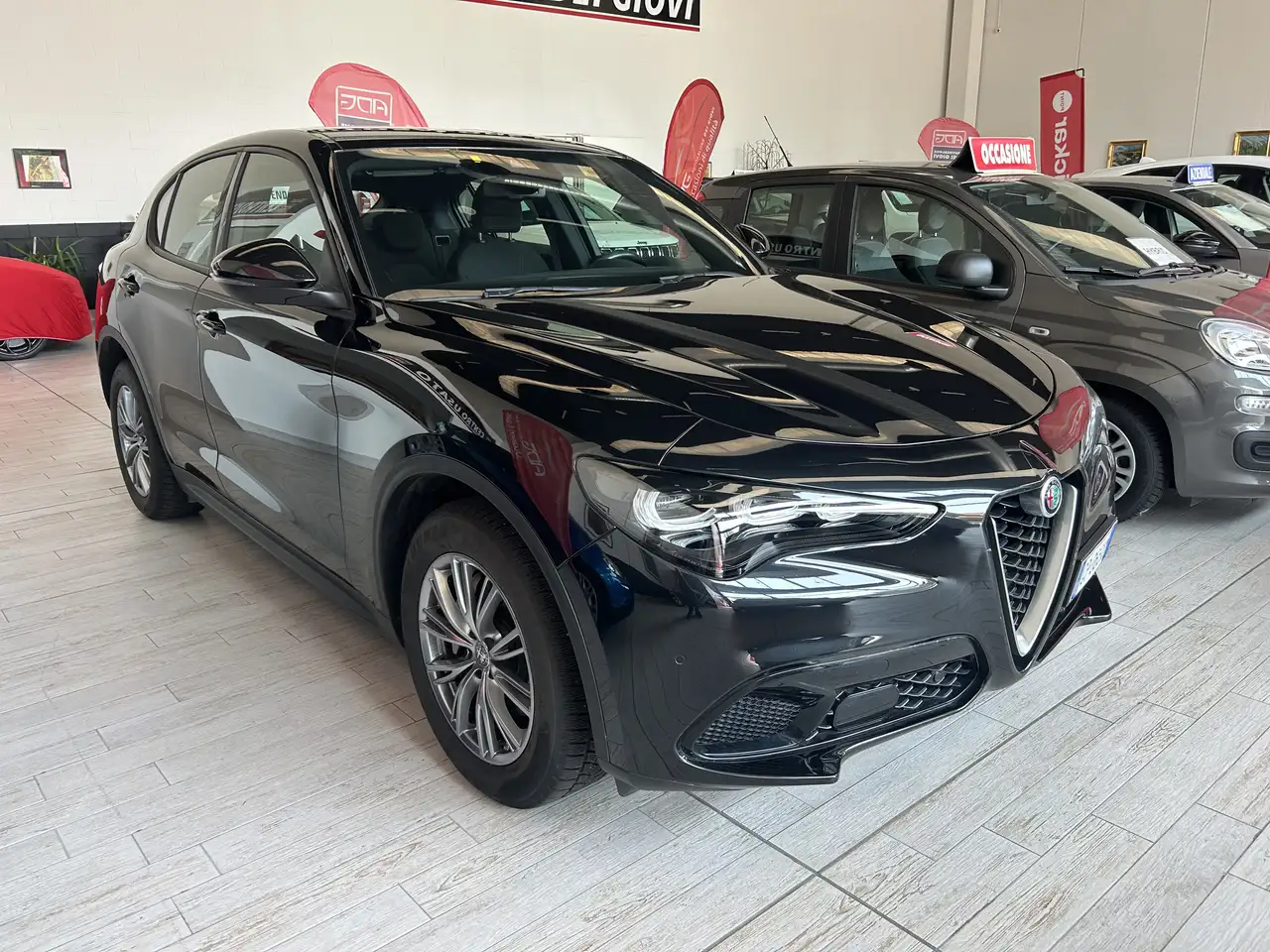 Alfa Romeo Stelvio 2023