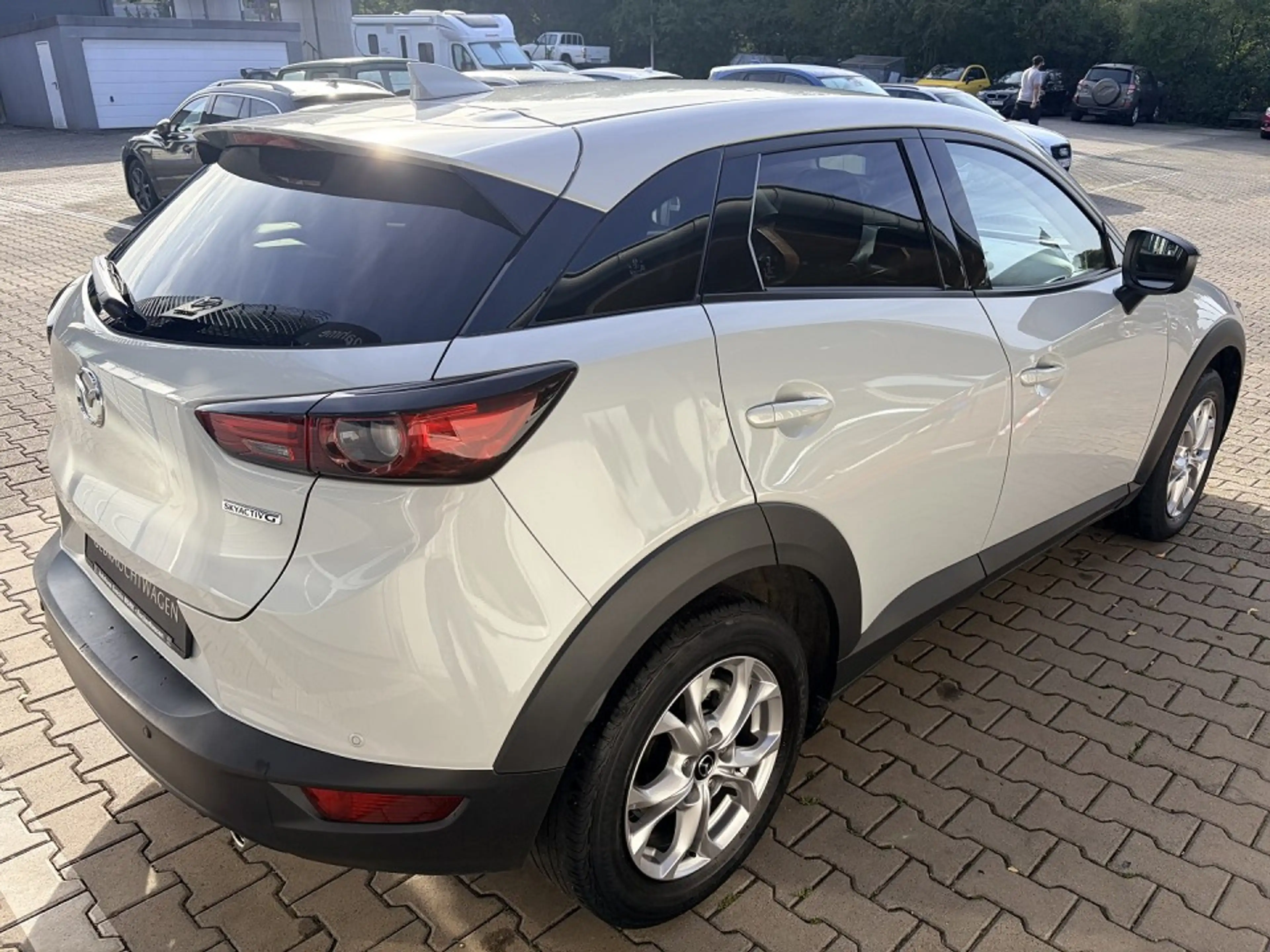 Mazda CX-3 SKYACTIV-G 2.0 FWD 5T 6AG SELECTION NAV Voll LED S — photo 4