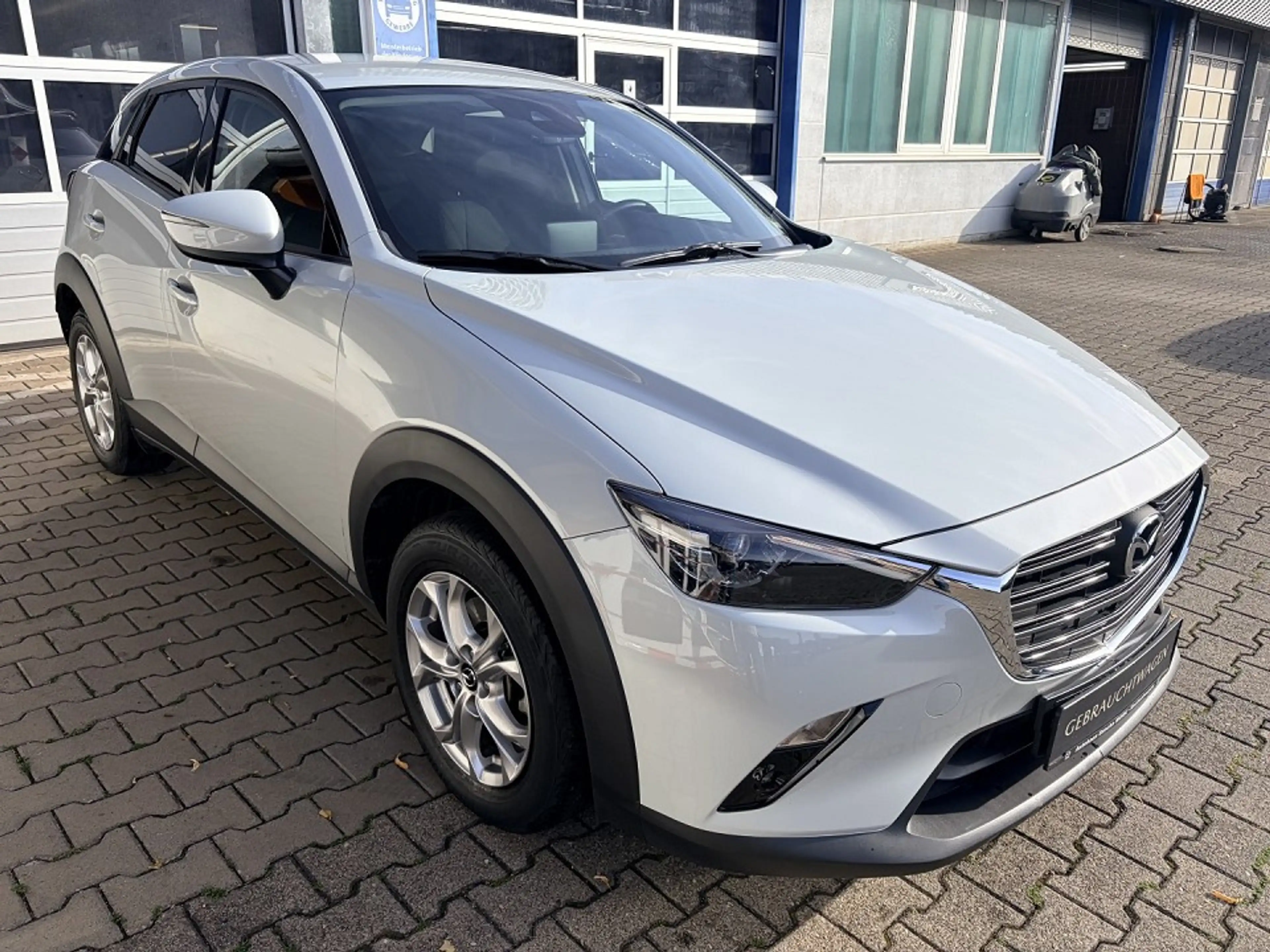 Mazda CX-3 SKYACTIV-G 2.0 FWD 5T 6AG SELECTION NAV Voll LED S — photo 3