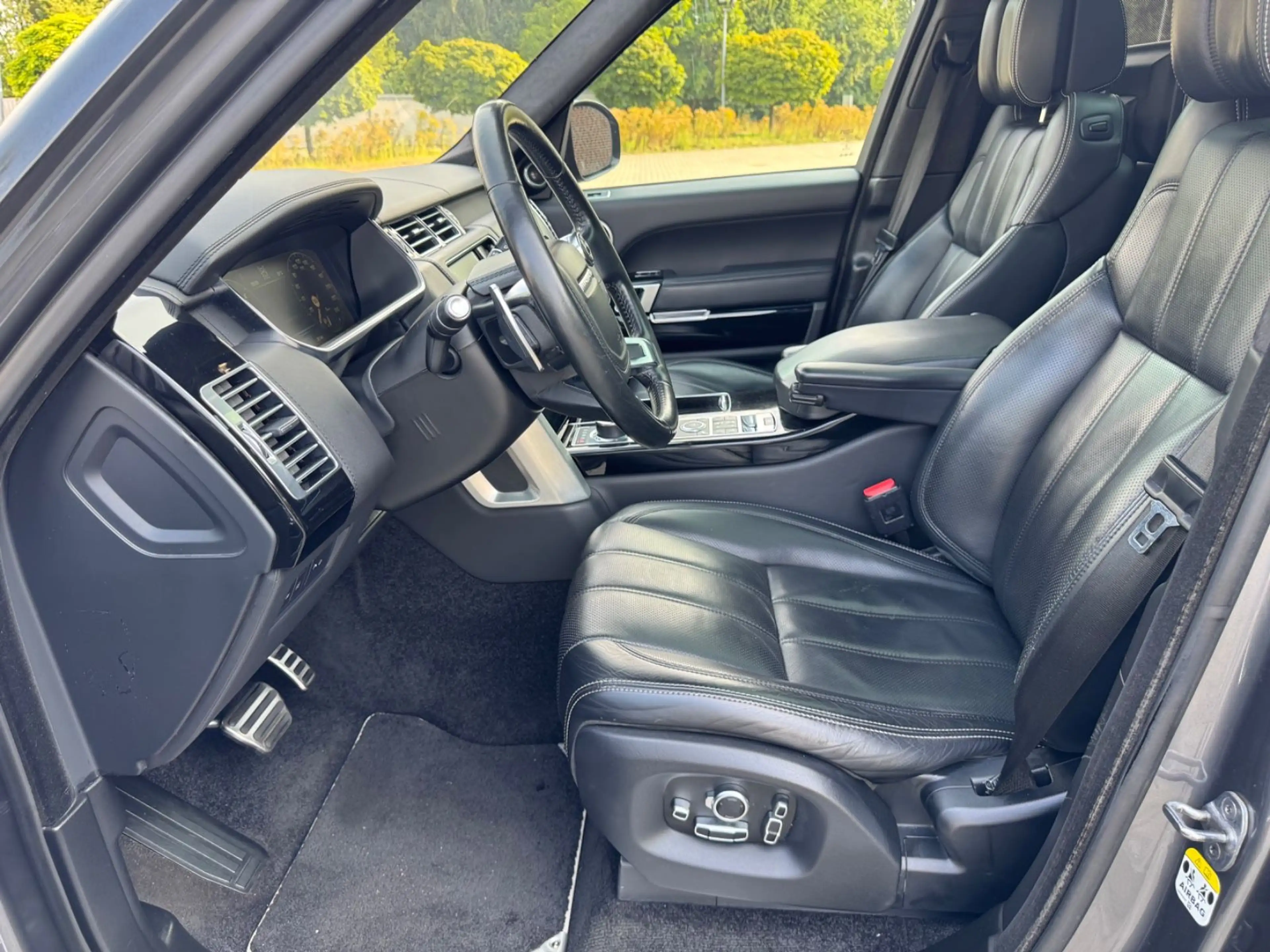 Land Rover Range Rover AUTOBIOGRAPHY*LANG*LWB*MEGAVOLL!!!* — photo 14