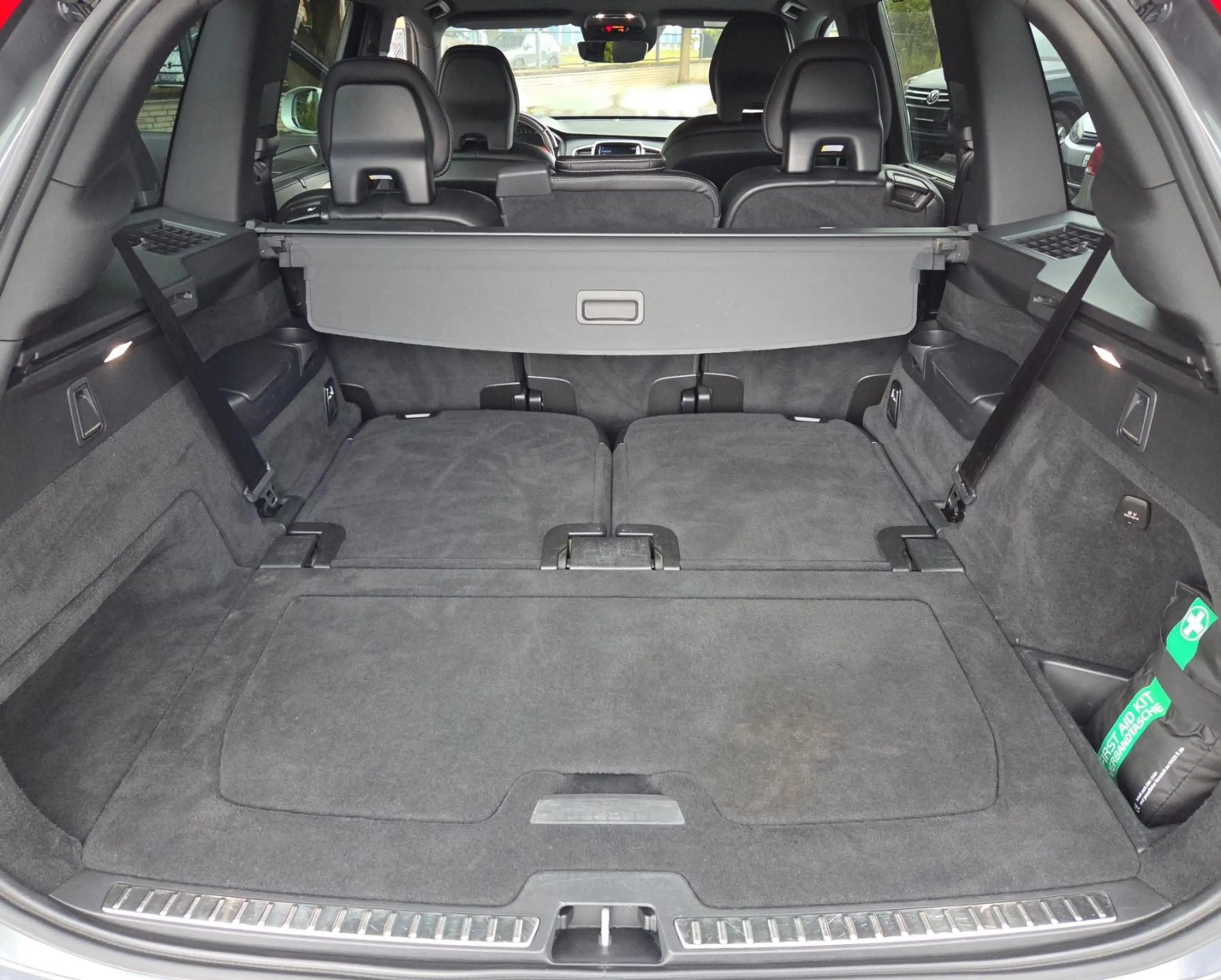 Volvo XC90 R Design AWD APP Virtal Leder ACC 7 Sitze — photo 20