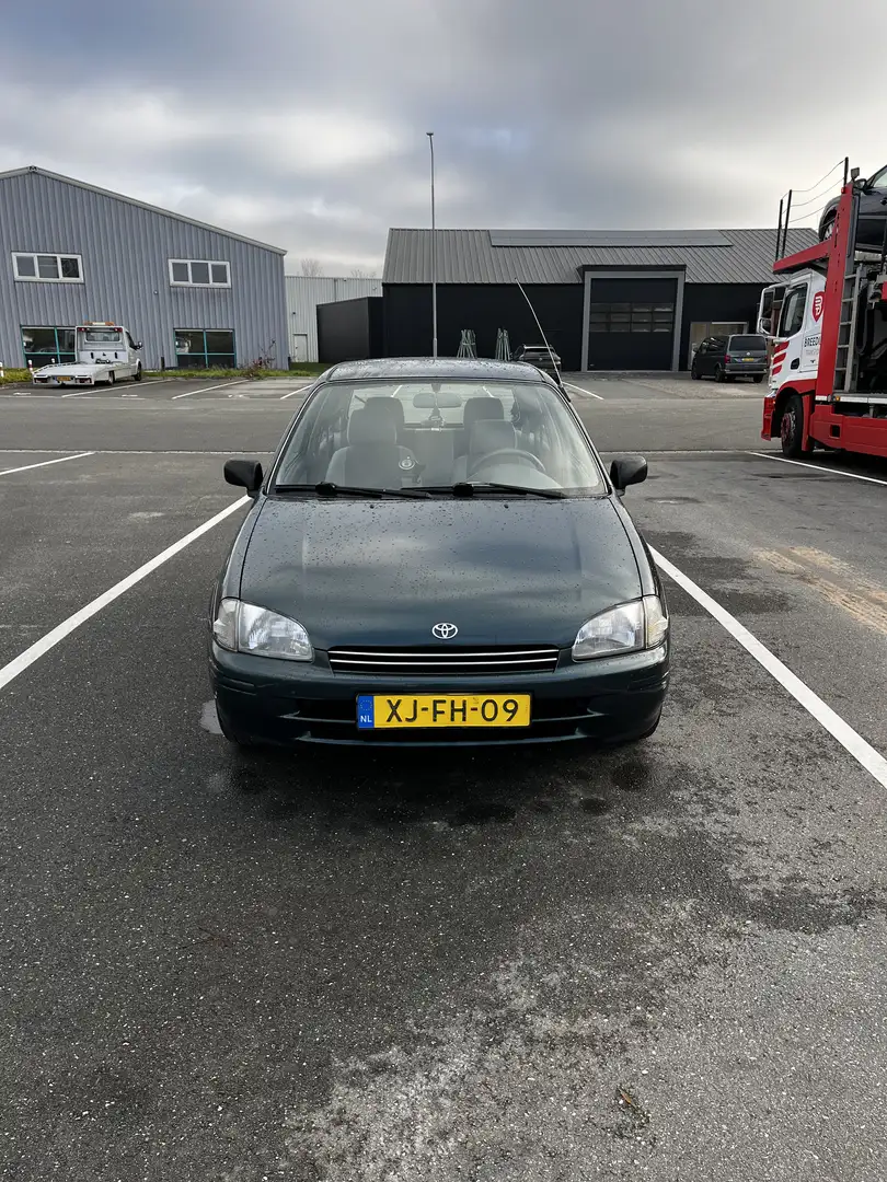 Toyota Starlet 1.3-16V GLi Verde - 1