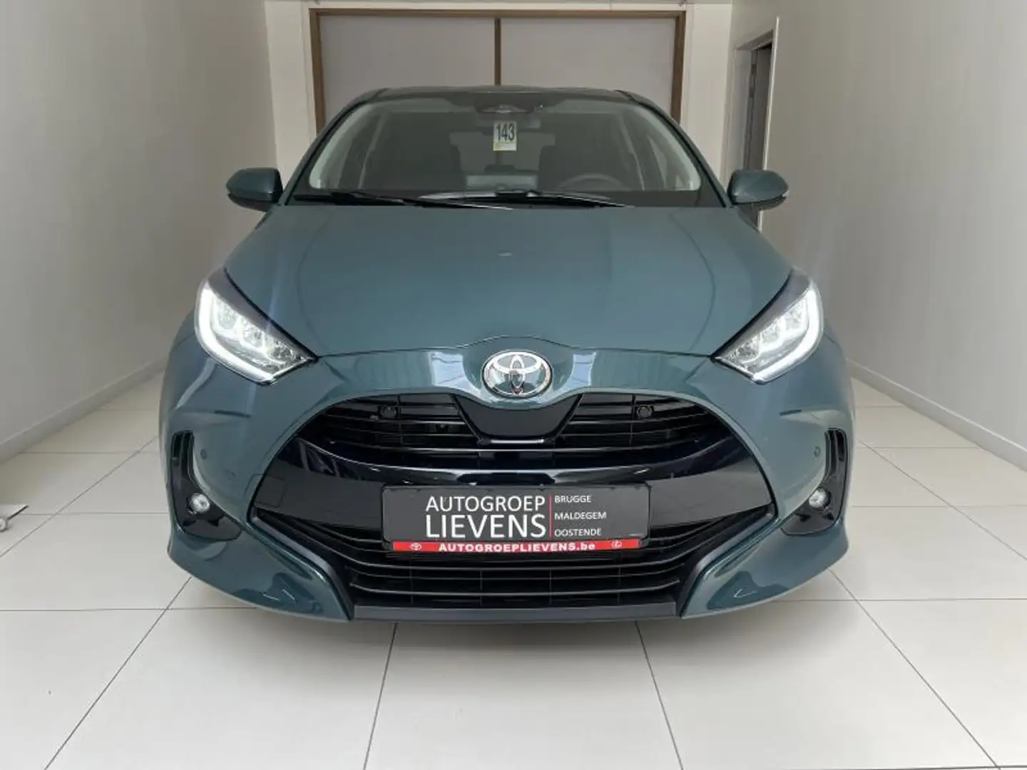Toyota Yaris ICONIC 1.5 HYB CVT Vert - 2