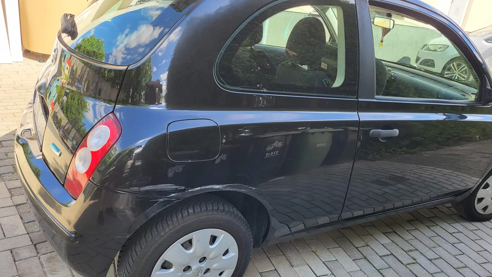 Nissan Micra Micra 1.2 visia Schwarz - 2