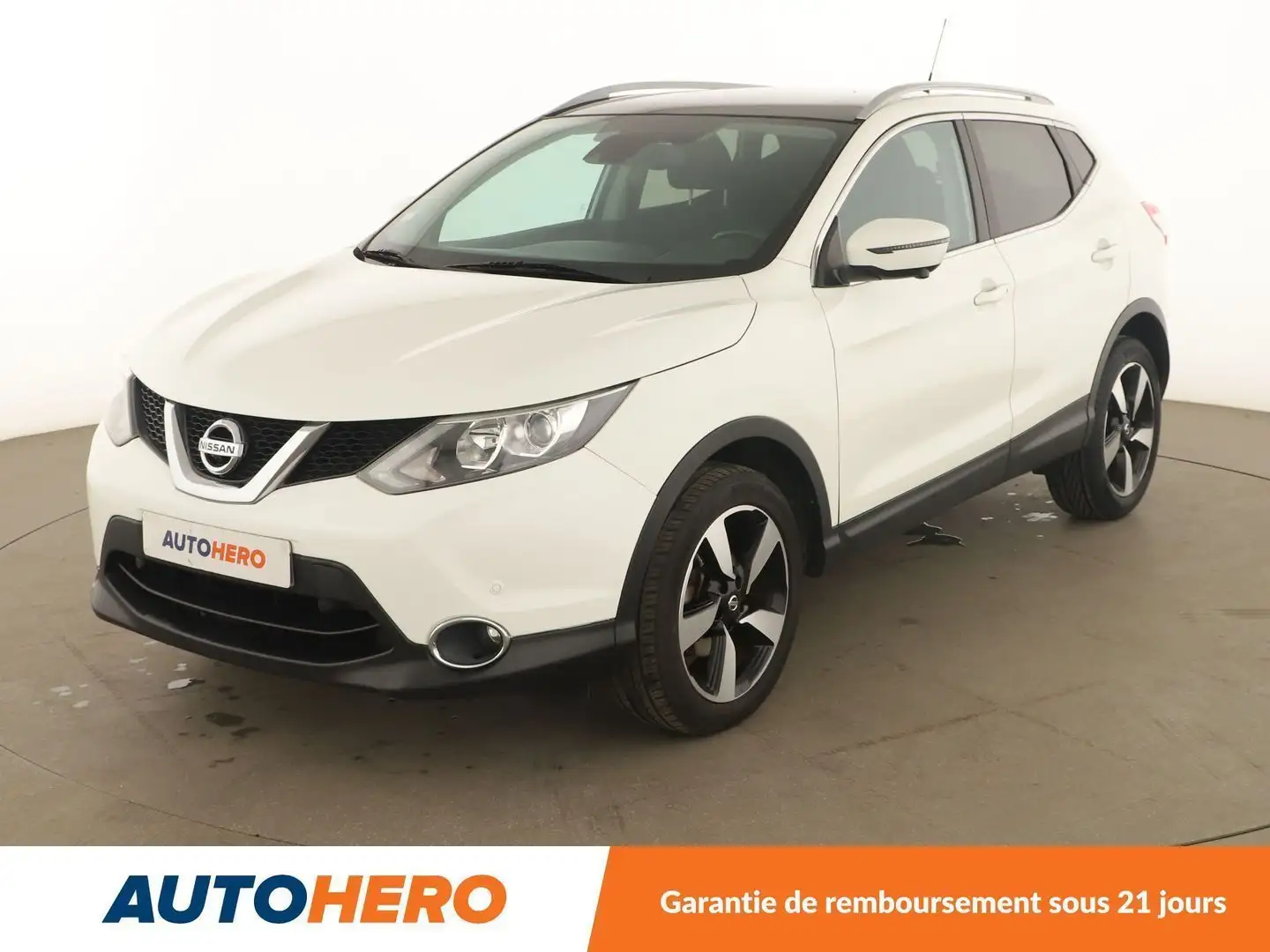 Nissan Qashqai 1.5 dCi Blanc - 1