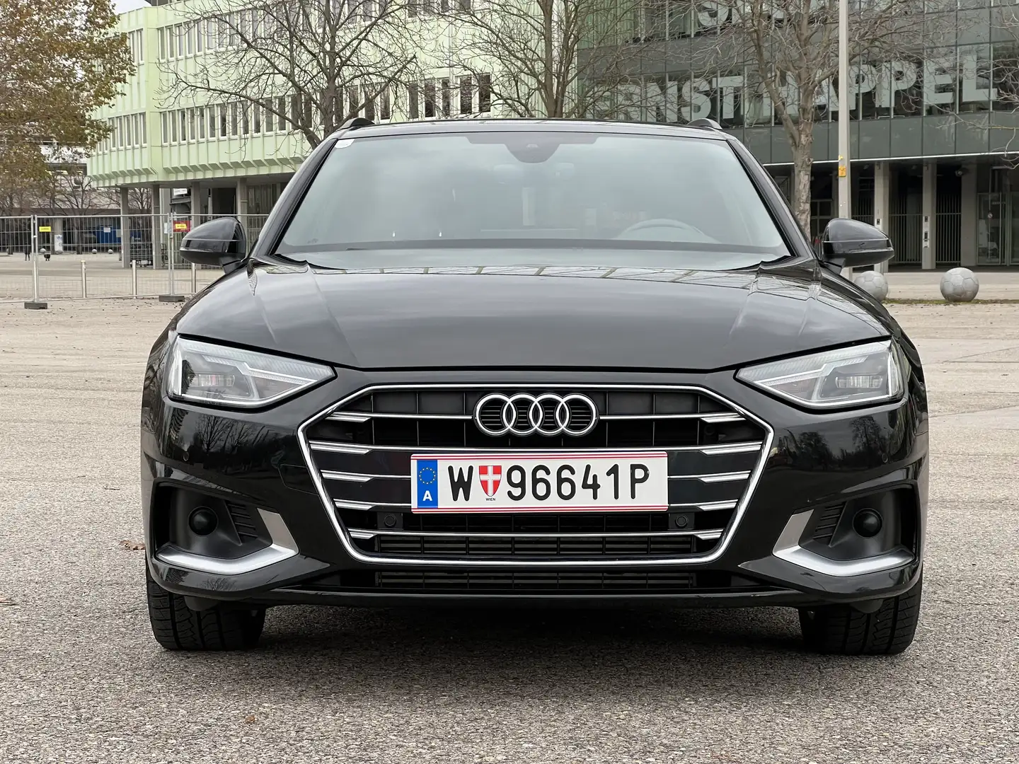Audi A4 Avant 35 TFSI advanced S-tronic - 1