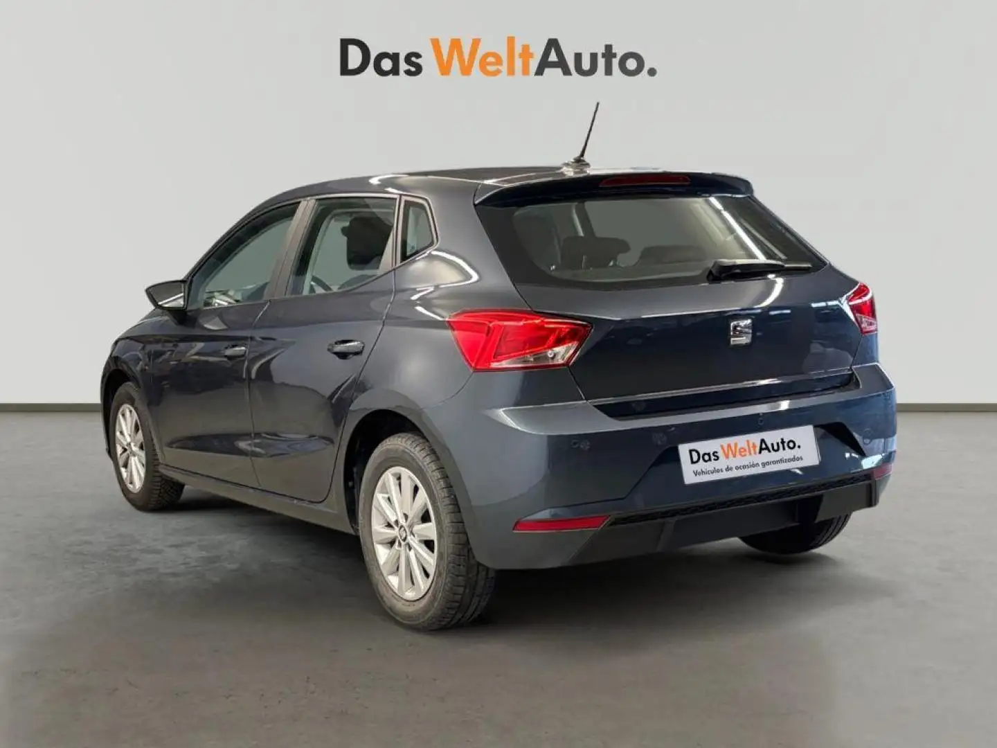 SEAT Ibiza 1.6 TDI 70kW (95CV) Style Go Navi Gris - 2