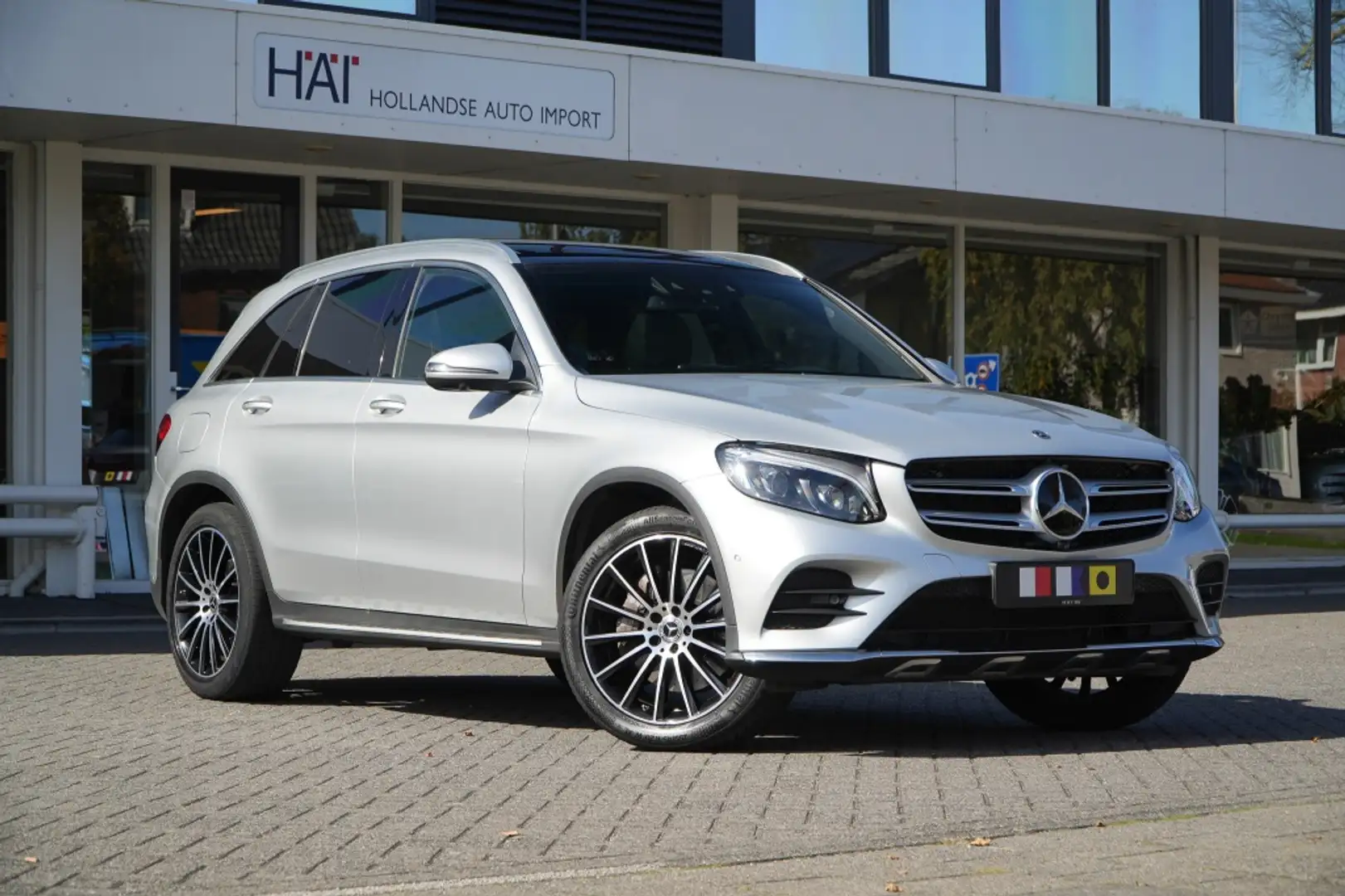Mercedes-Benz GLC 250 4MATIC I AMG I Pano I 20 inch I 50000KM I Grijs - 1