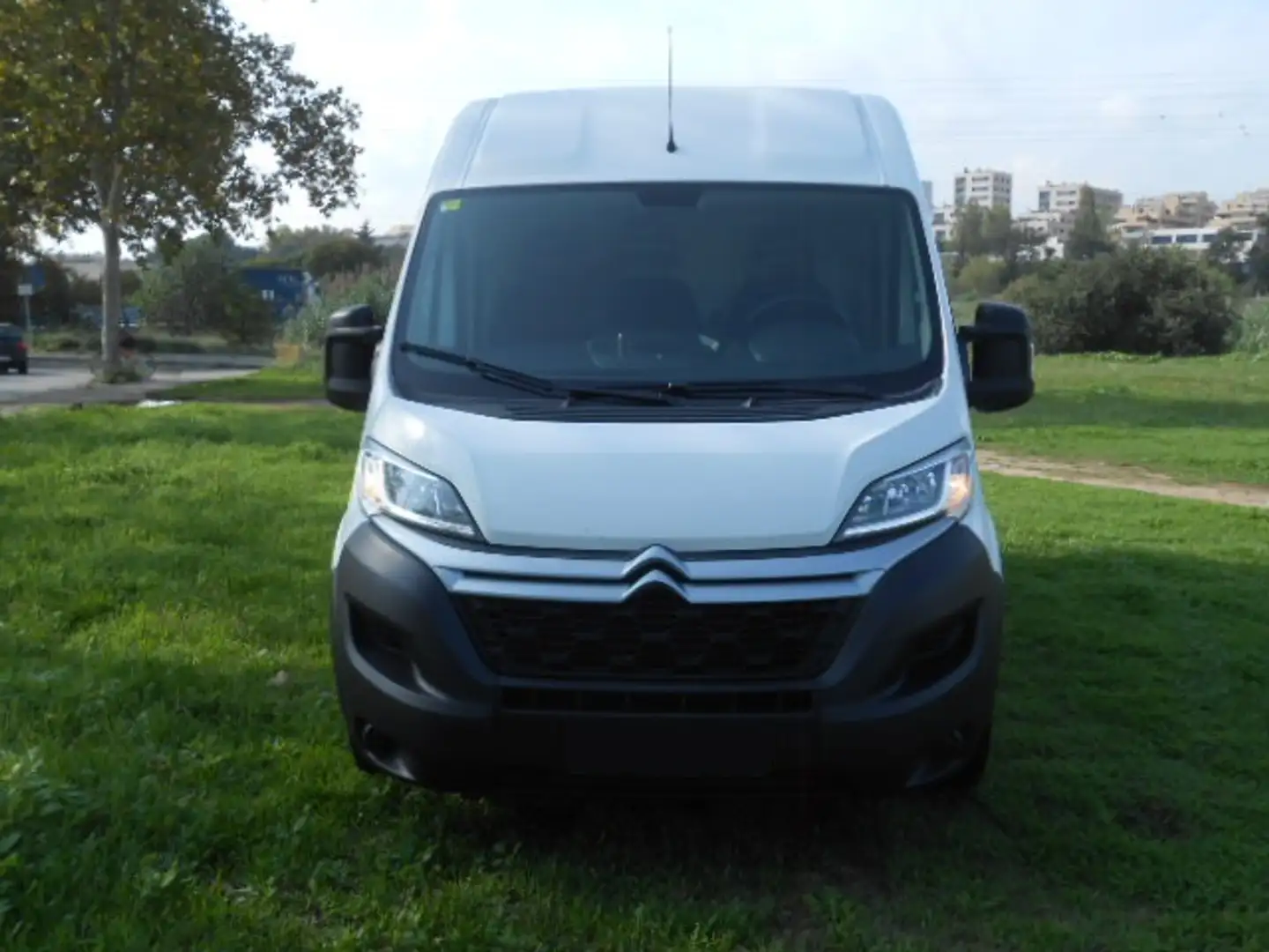 Citroen Jumper Fg. 2.2BlueHDi 33 L2H1 S&S 140 Blanco - 2