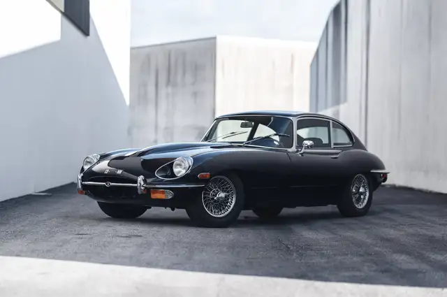 Jaguar E-Type 2+2