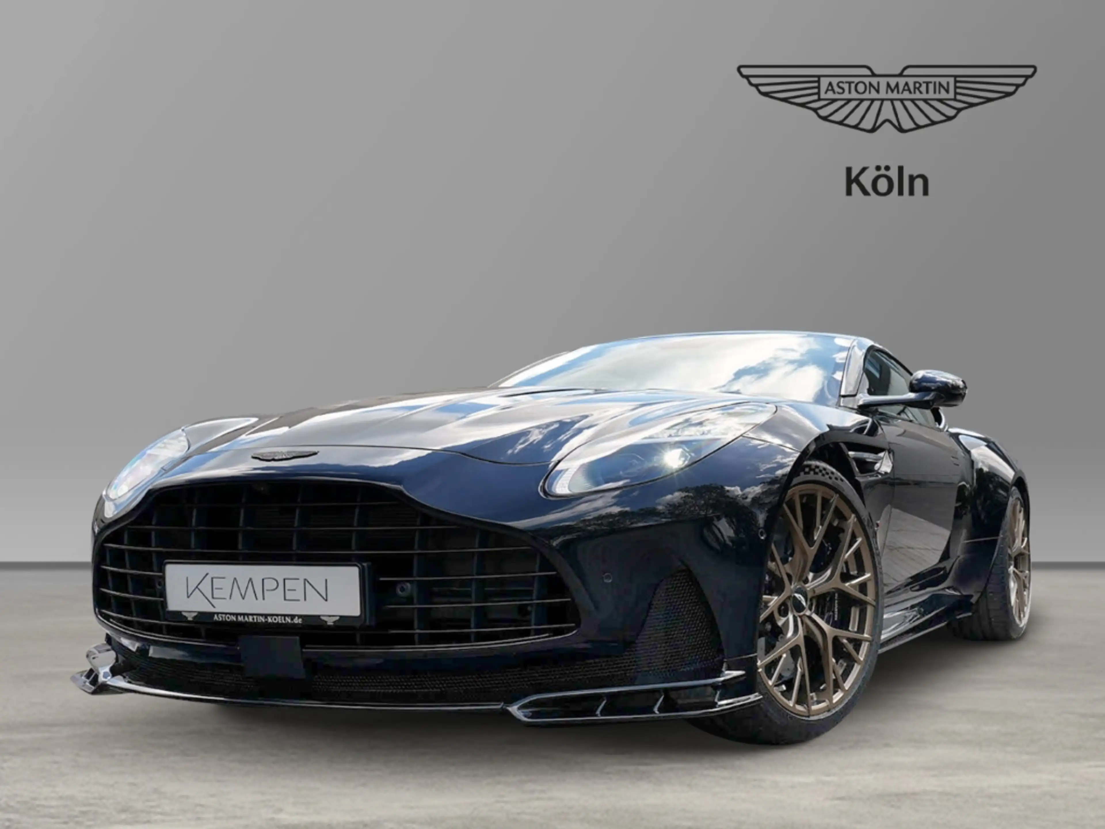 Aston Martin DB12 S Coupe Ultramarine Black - Dark Knight — photo 15