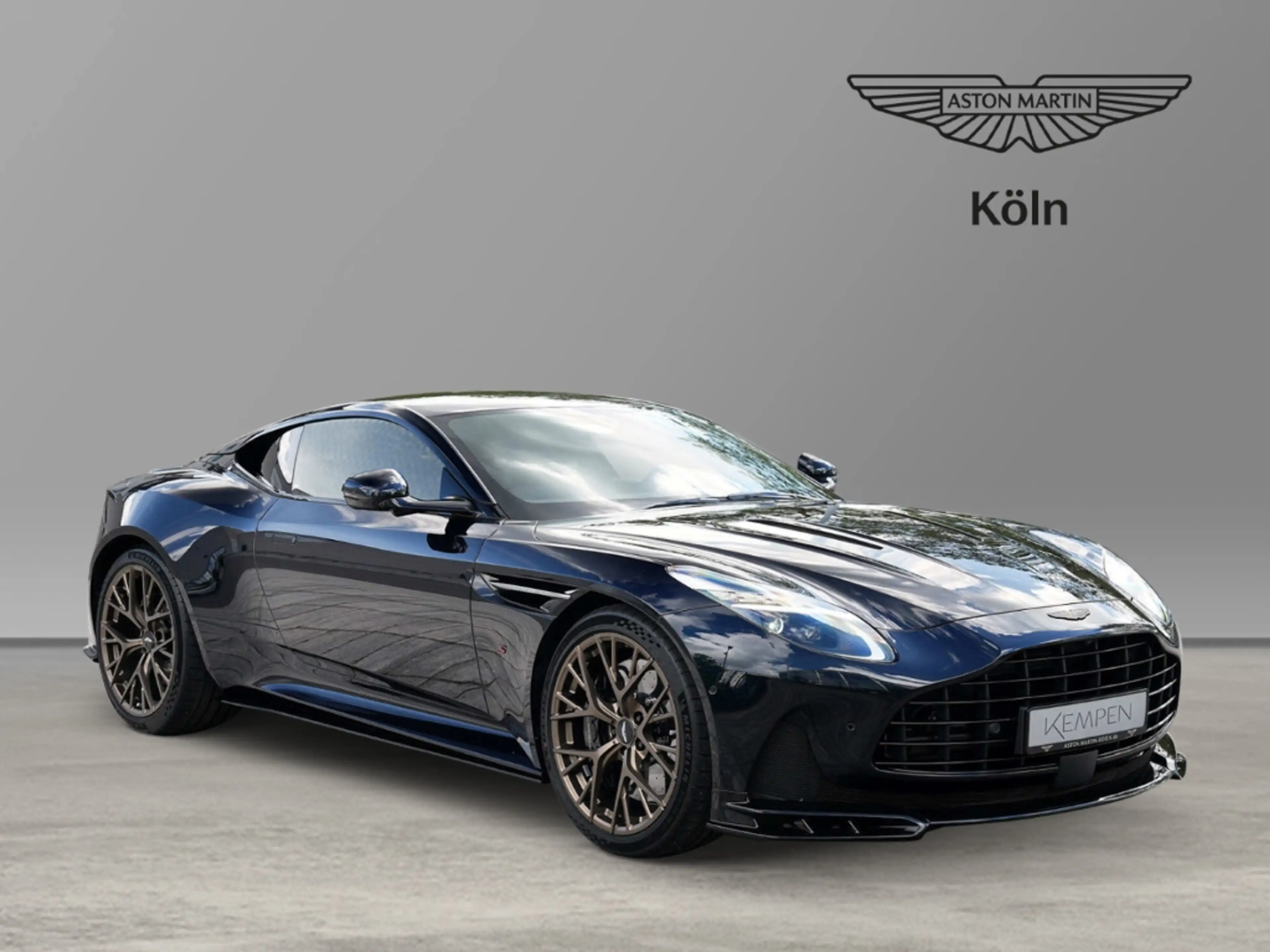 Aston Martin DB12 S Coupe Ultramarine Black - Dark Knight — photo 2