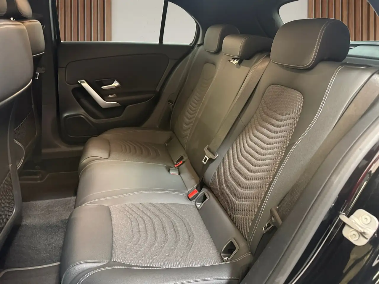 Mercedes-Benz A-Class e Luxury Line ** Zetelverwarming Camera DAB, миниатюра 26
