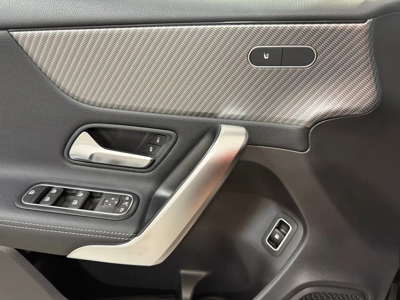 Mercedes-Benz A-Class e Luxury Line ** Zetelverwarming Camera DAB, миниатюра 19