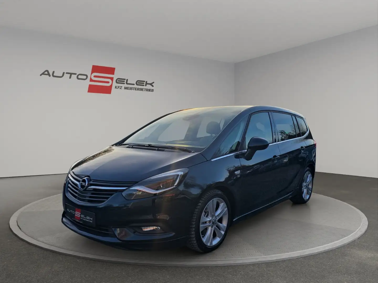 Opel Zafira Tourer 7-SiTZER+AUTOMATiK+KAMERA+PANORAMA Grün - 1