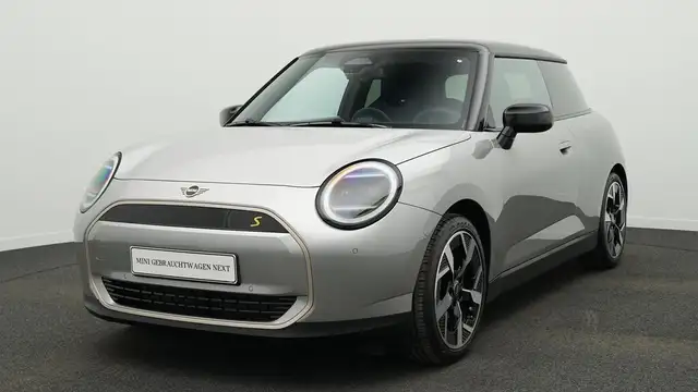 MINI Cooper SE Favoured Trim