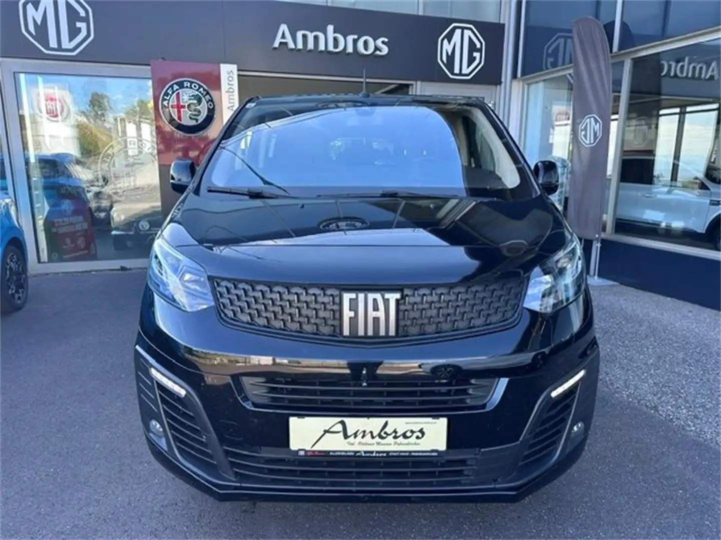 Fiat E-Ulysse Lounge 75kWh Schwarz - 2