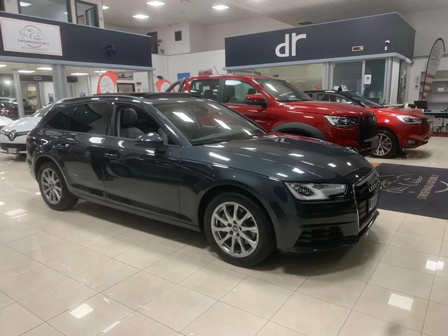 Audi A4 Avant 2.0 TDI 190 CV quattro S tronic Business Spo Gris - 1