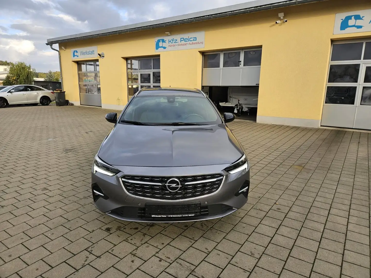 Opel Insignia B SportsTourer Elegance*Android*AHK*LED Grau - 2