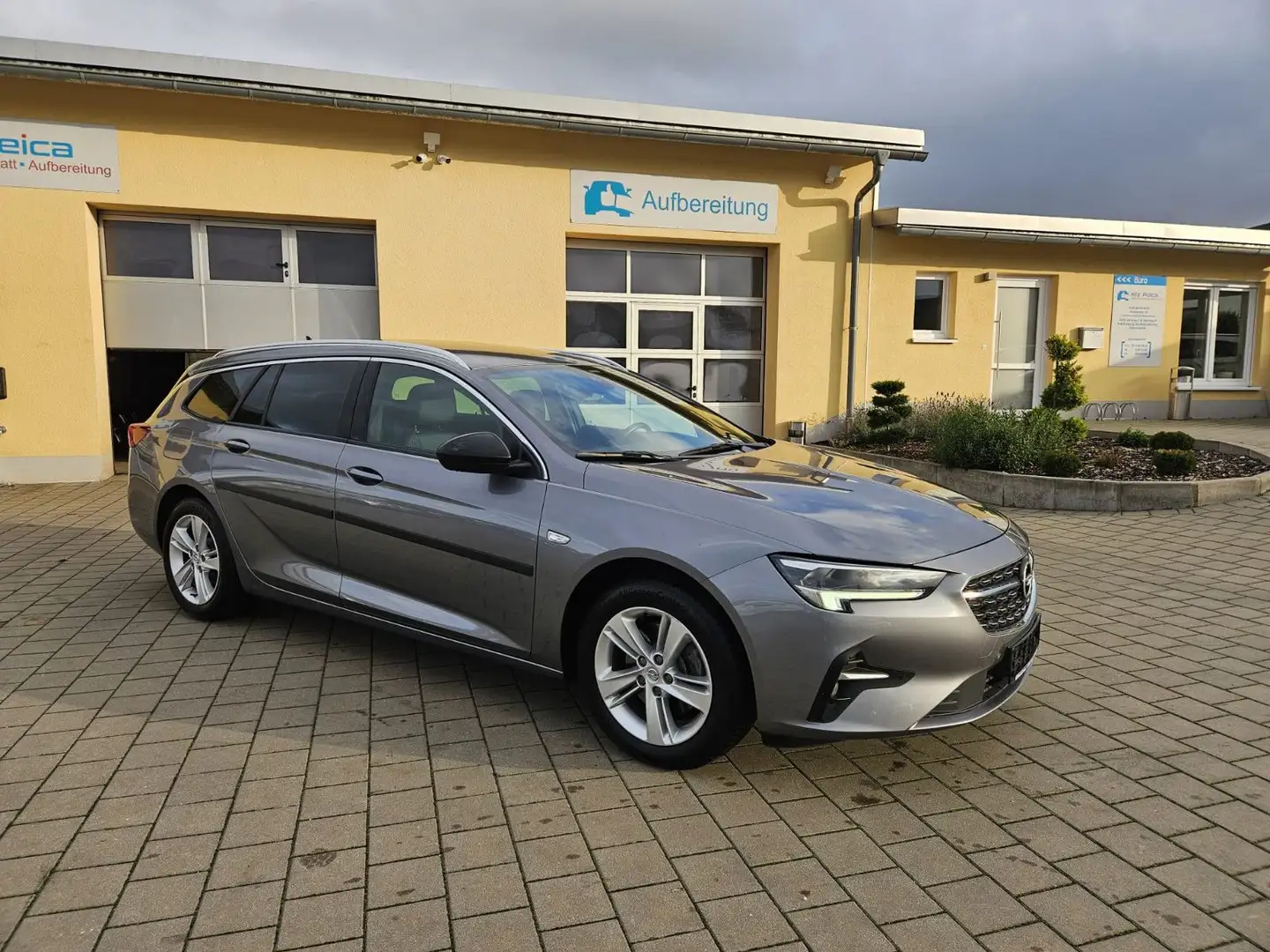 Opel Insignia B SportsTourer Elegance*Android*AHK*LED Grau - 1