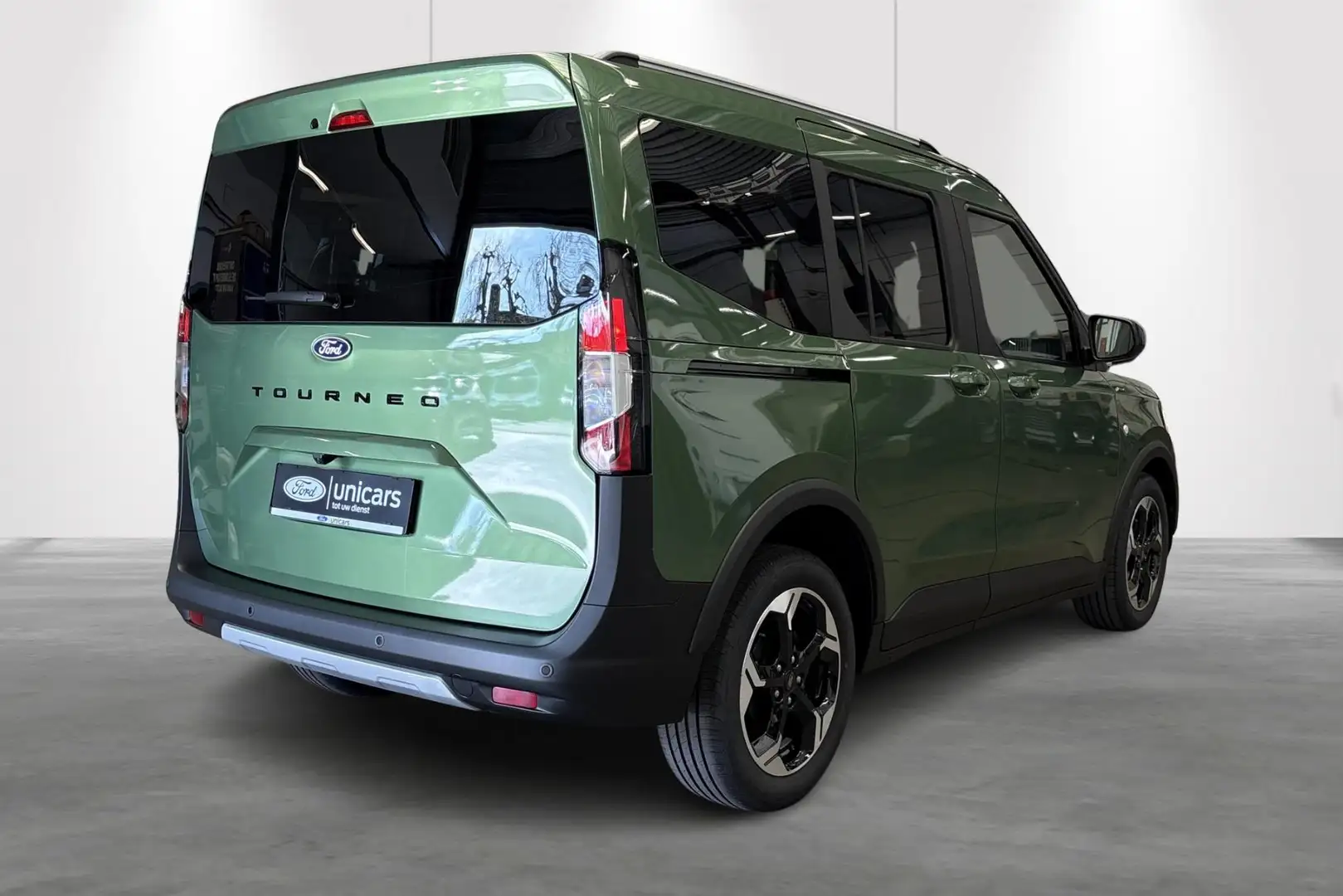 Ford Tourneo Courier 1.0 EcoBoost 92kW Active - 2