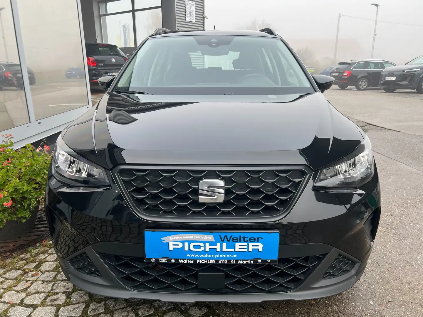 SEAT Arona Austria Edition 1.0 TSI Schwarz - 2
