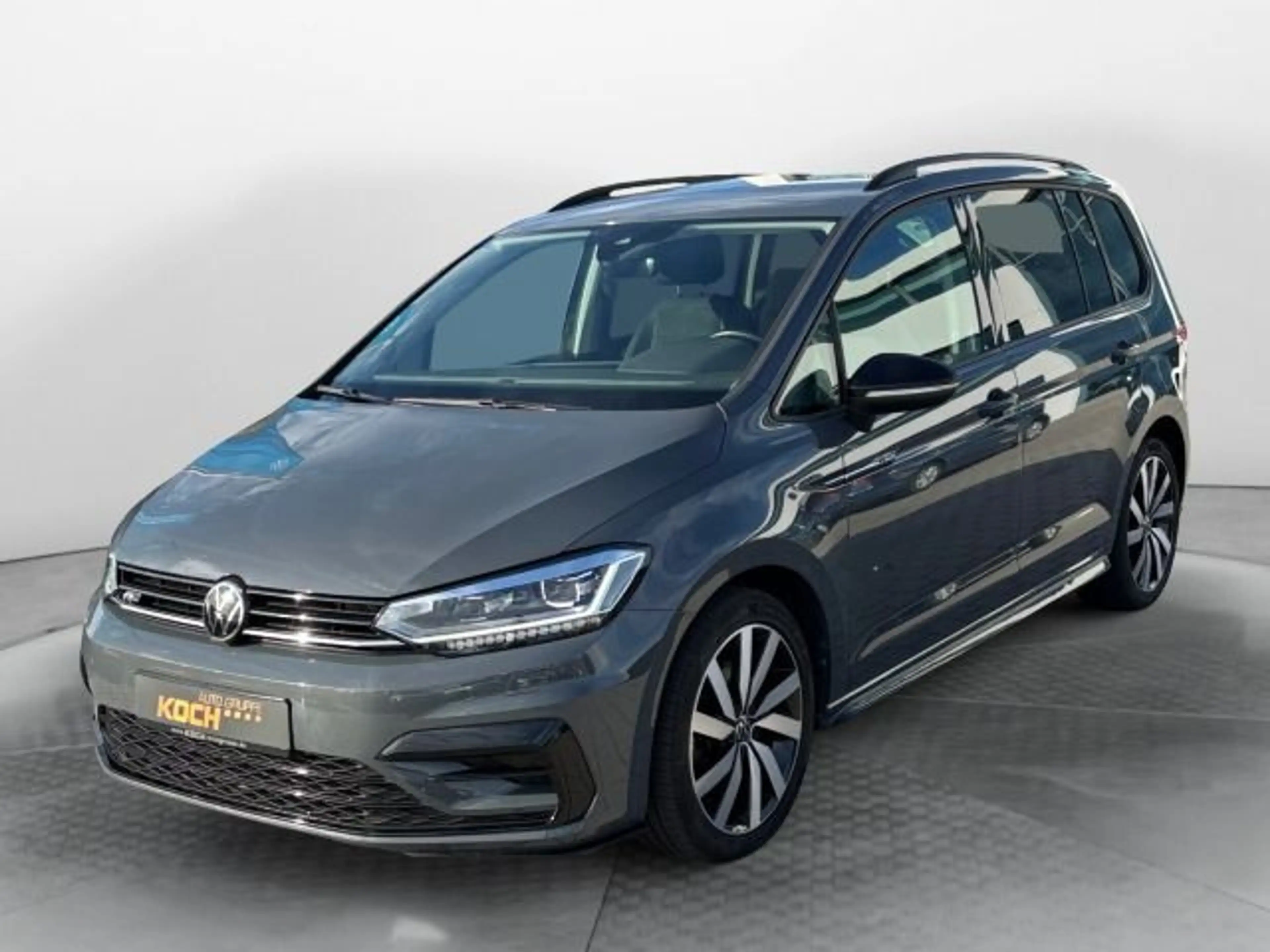 Volkswagen Touran 2.0 TDI DSG R-Line Navi LED AHK Kamera — photo 2
