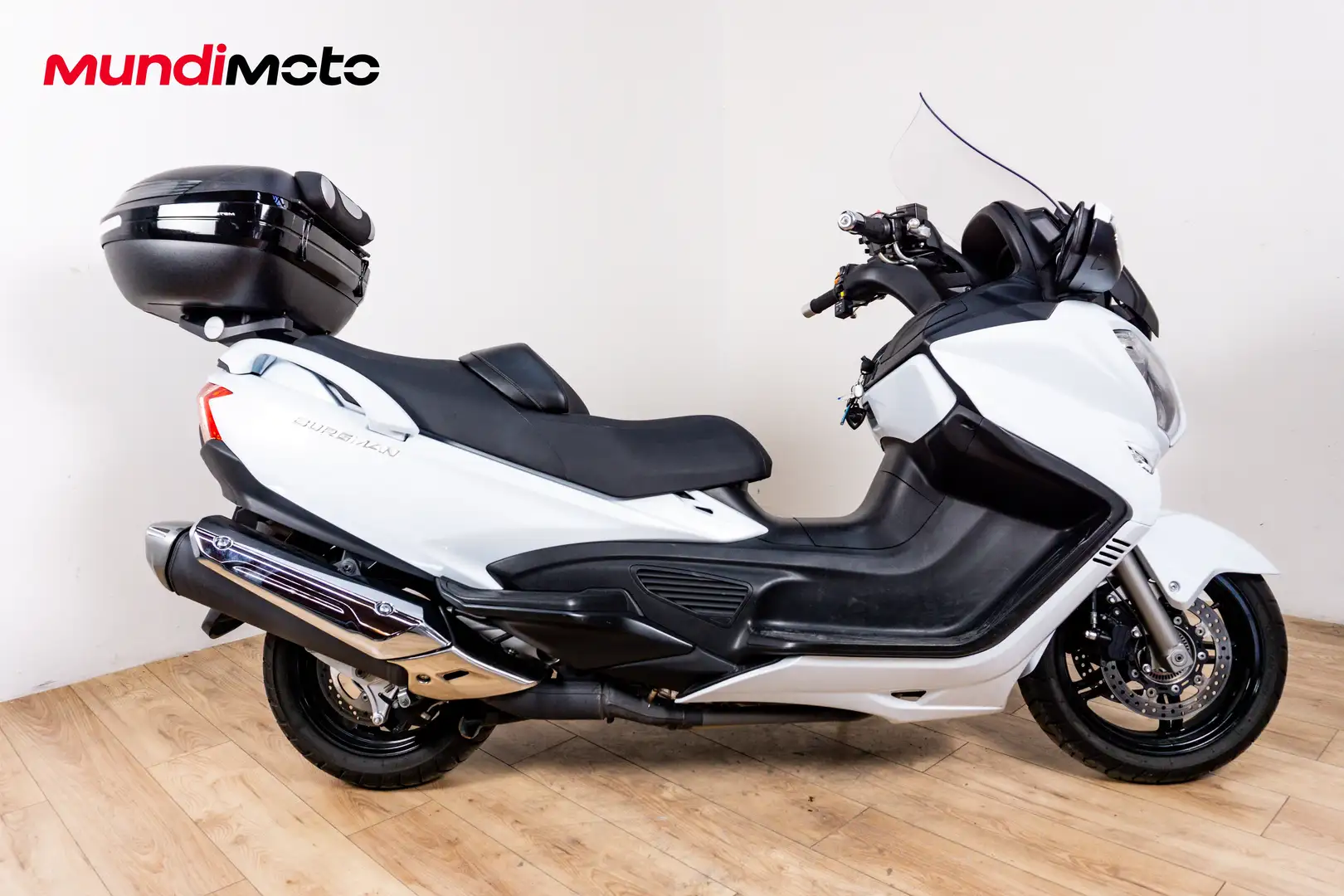 Suzuki Burgman 650 - 1