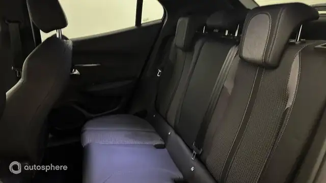 Peugeot 2008 view 13