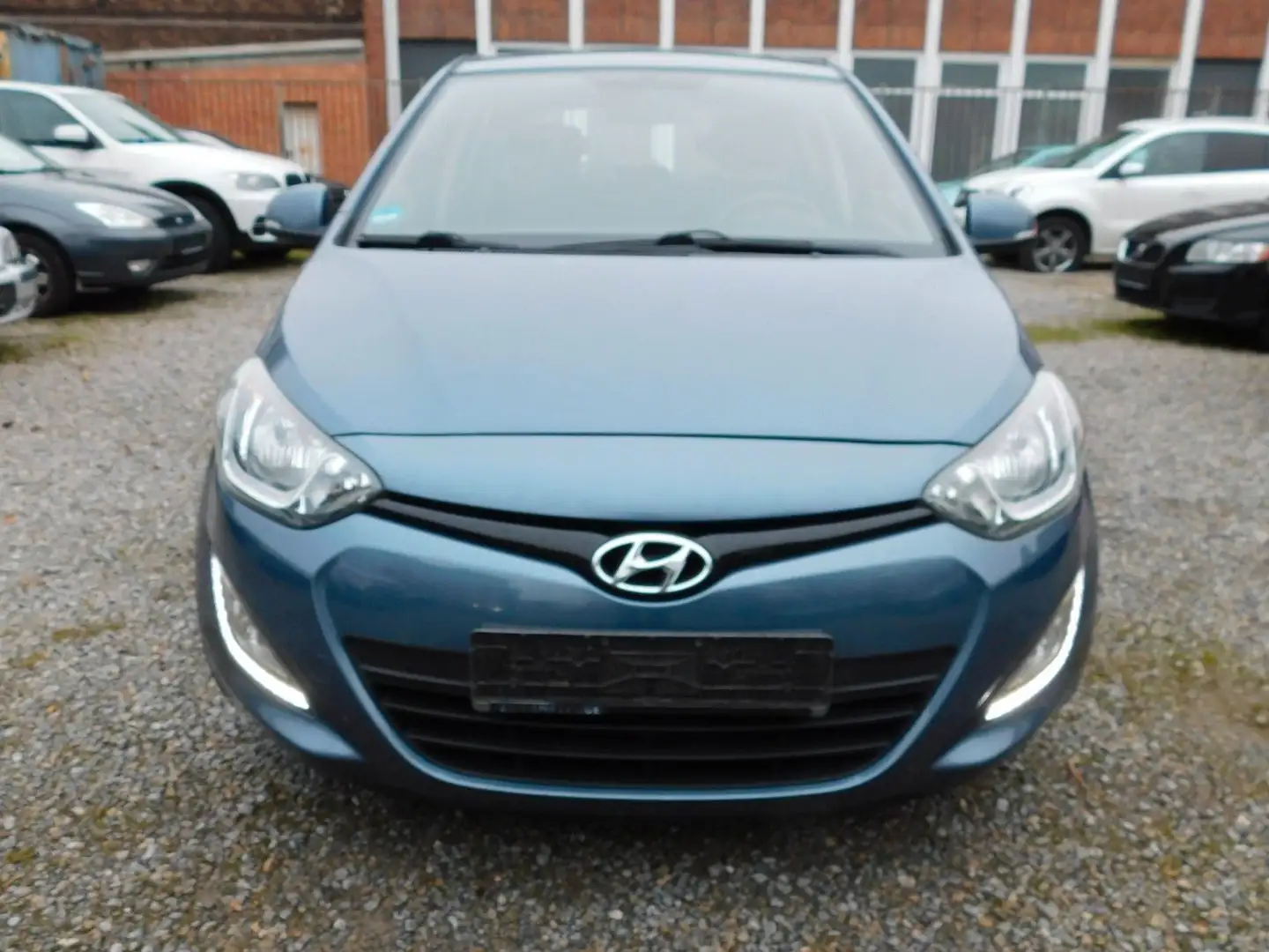 Hyundai i20 Classic 1.2/1Hand/TUV.05.2026/Bitte Lesen!!! Šedá - 2