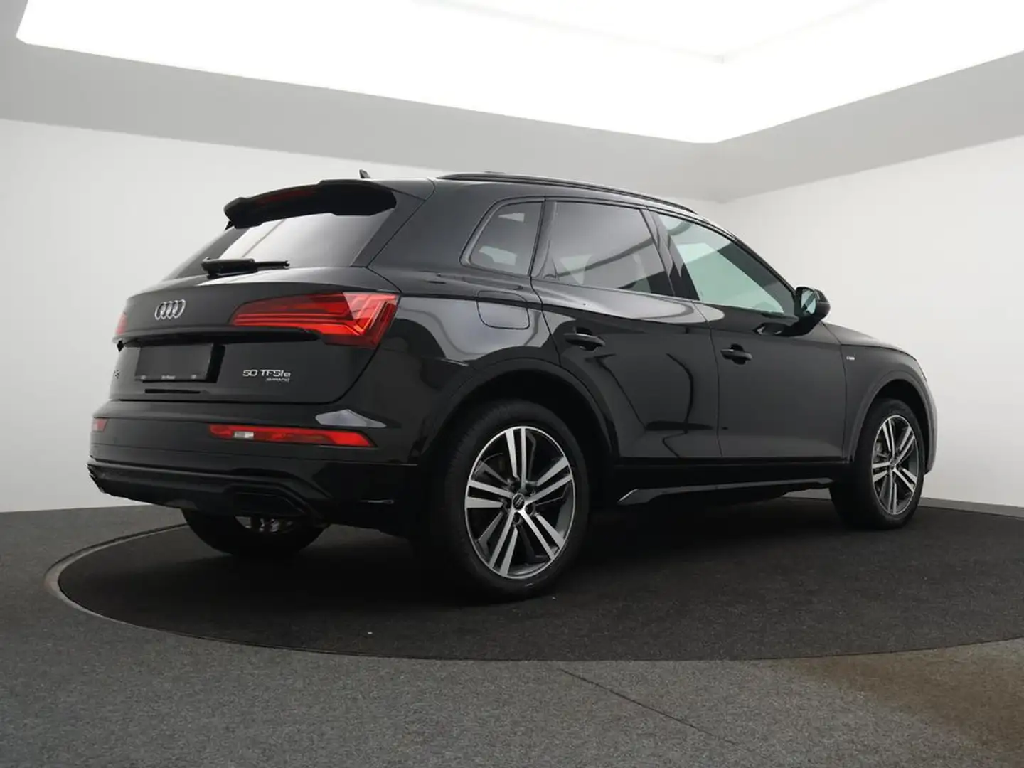 Audi Q5 Audi Q5 S-line 50TFSIe QUATTRO 299PK *SHADOWLOOK*PANO DAK*SPORTSEATS*ZETELVERWARMING*APP CONNECT*BLTH*CRUISE*NAVI*... Noir - 2